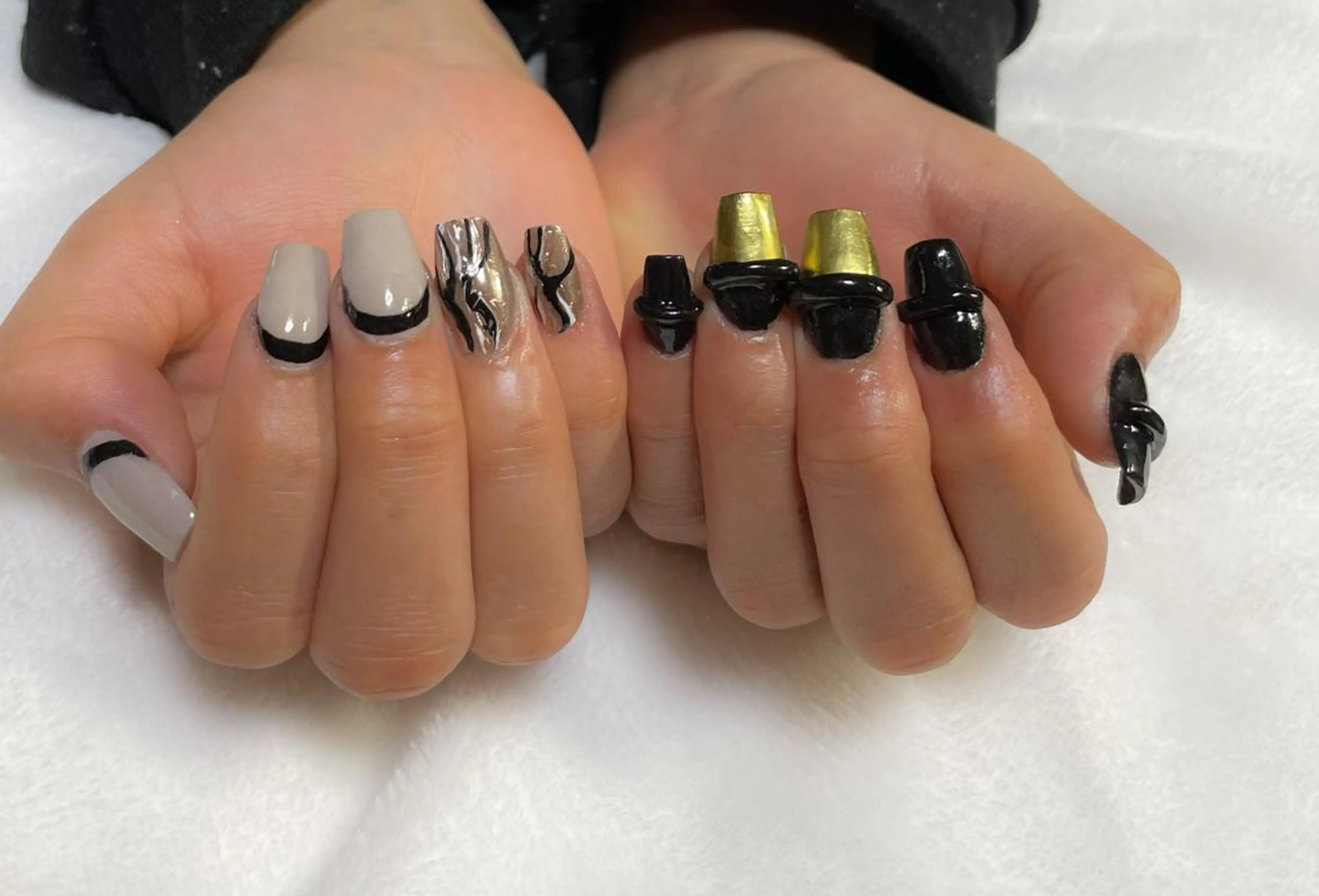 ネイル 長さ出し フレンチネイル グラデーション キラキラネイル ロングネイル nail salon Be.のネイルデザイン