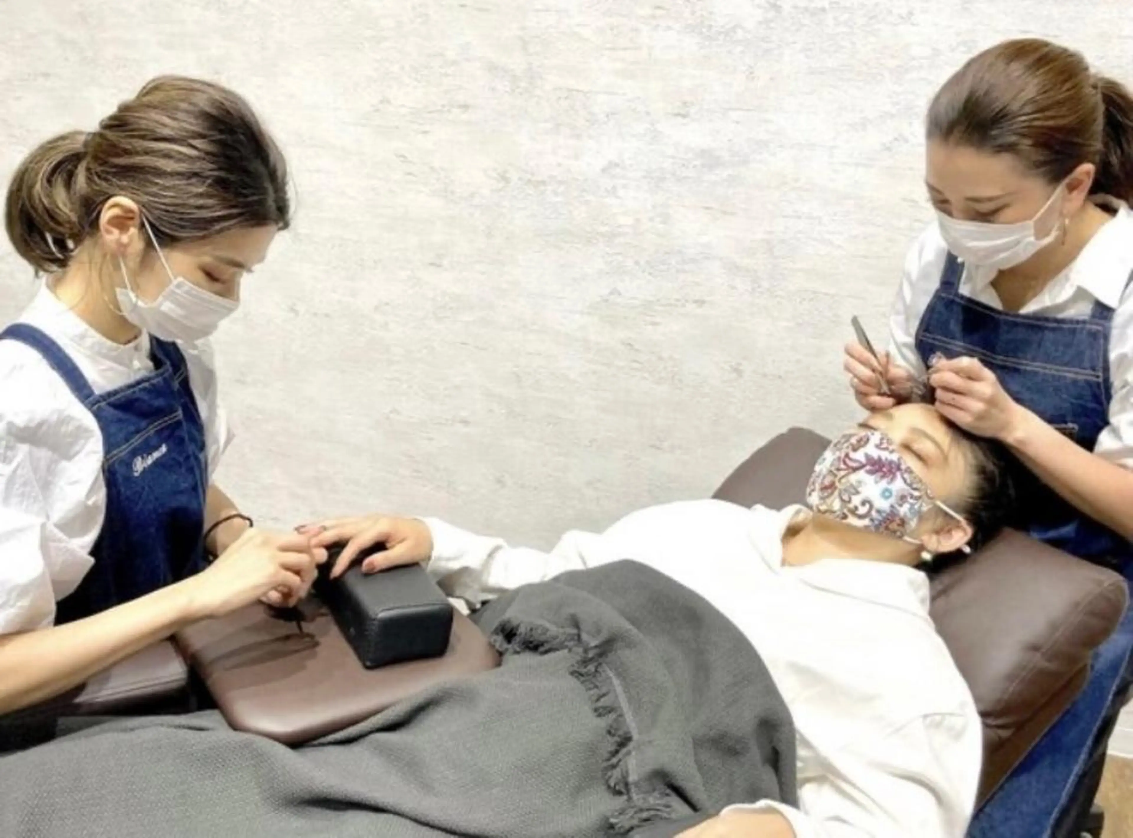 パーマ ネイル Bianca 立川店 小川のネイルデザイン