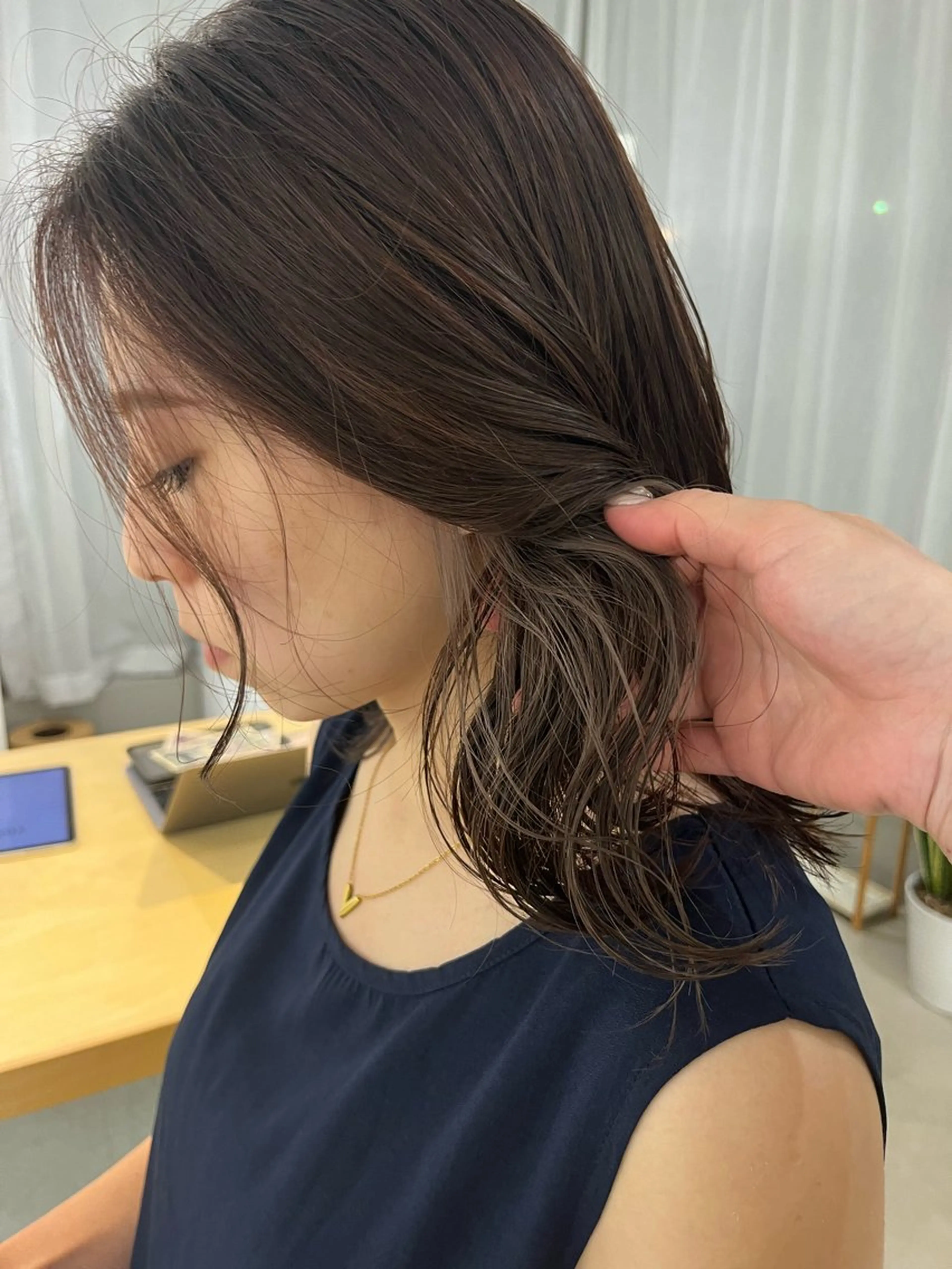 カラー 瀬長なおみ U too e'sのヘアスタイル