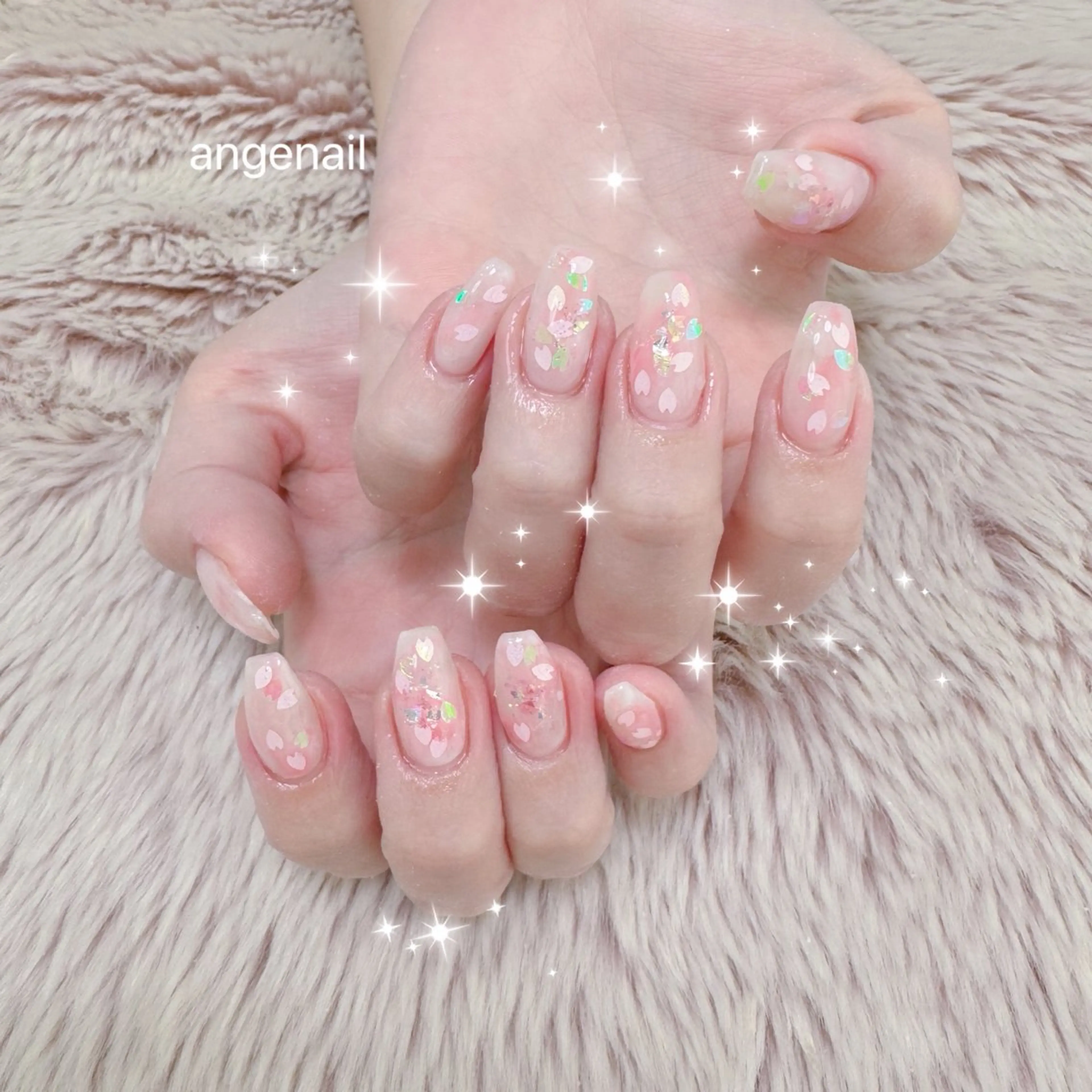 ネイル ハンドネイル オーナーネイリスト MAKIのネイルデザイン