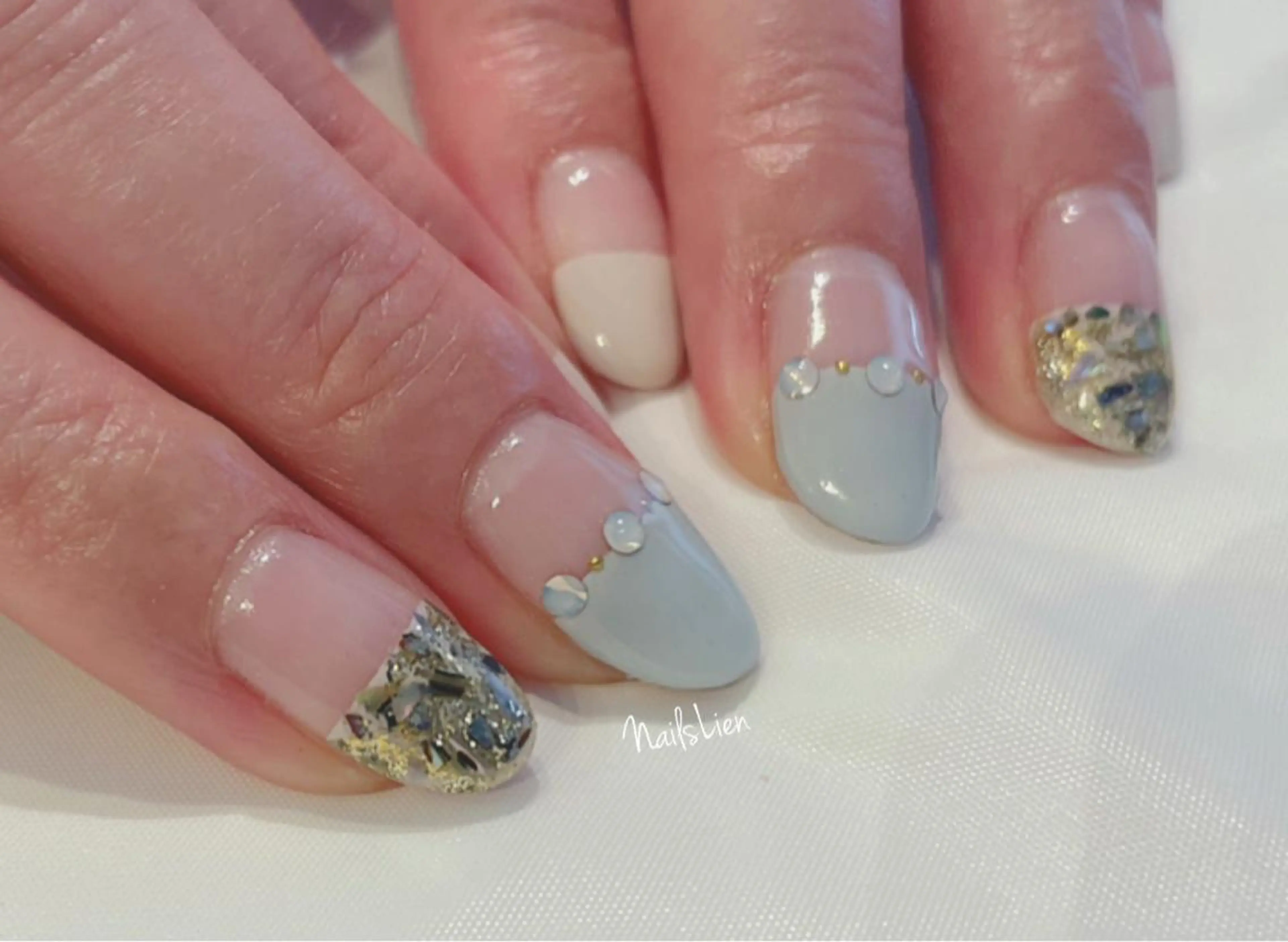 ネイル ブルー フレンチネイル 水色 夏ネイル ホワイト 凛 リンのその他イメージ