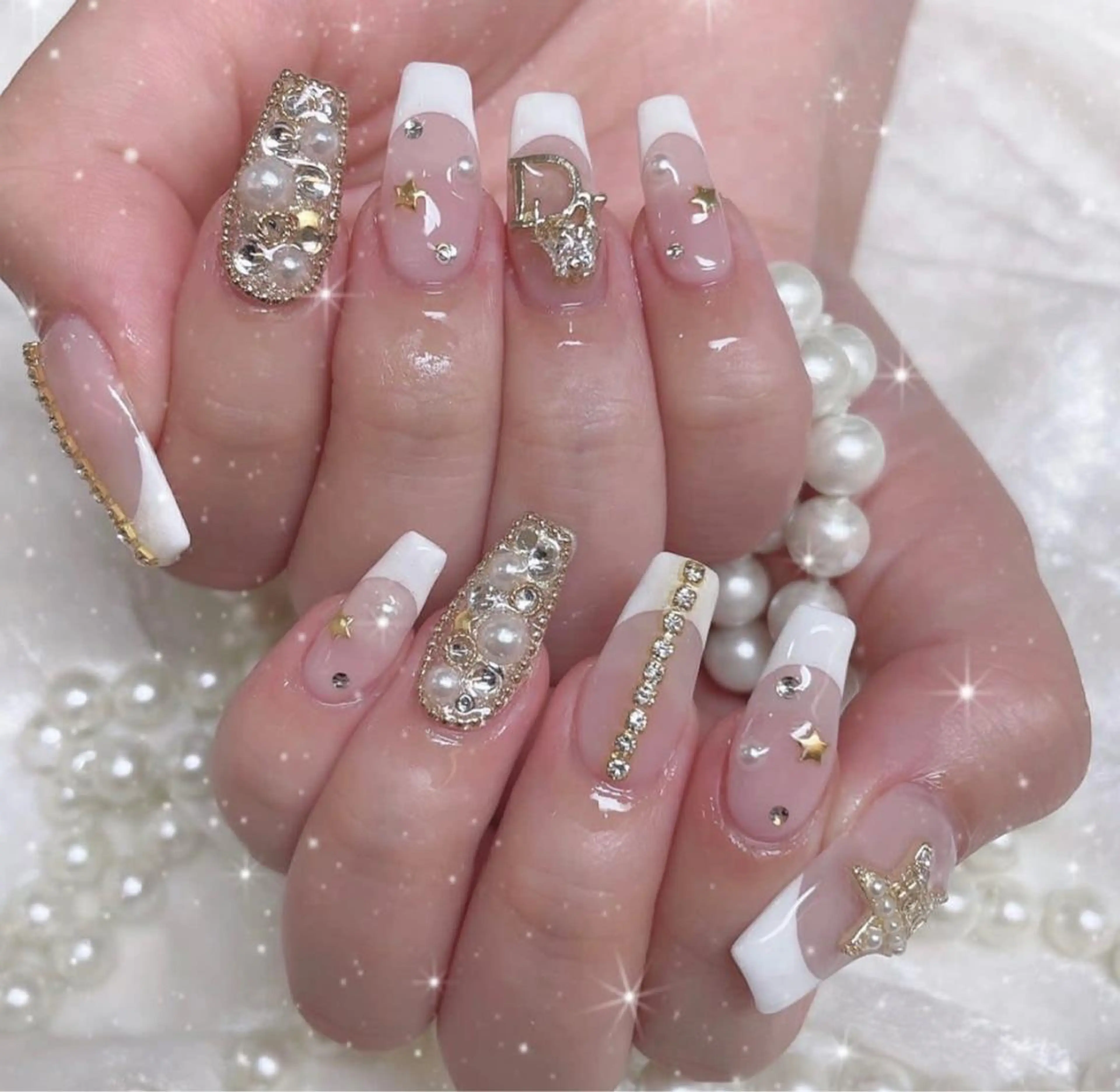 ネイル フットネイル ハンドケア 🦋 MiKi 🦋 ネイルサロンのネイルデザイン