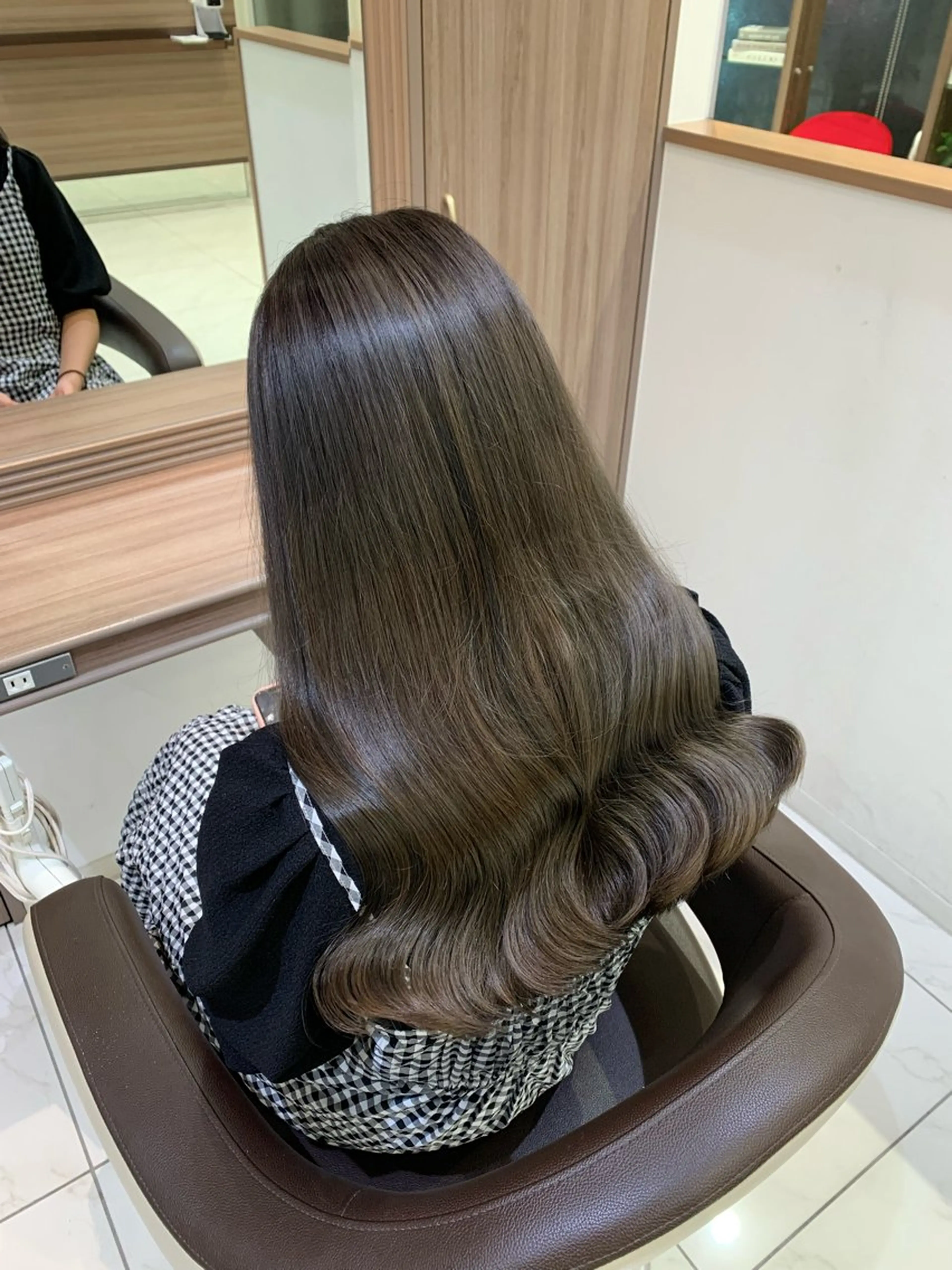 ロング カラー ヘアカラー トリートメント 前髪クロスパーマ /美髪矯正/和田優海のヘアスタイル
