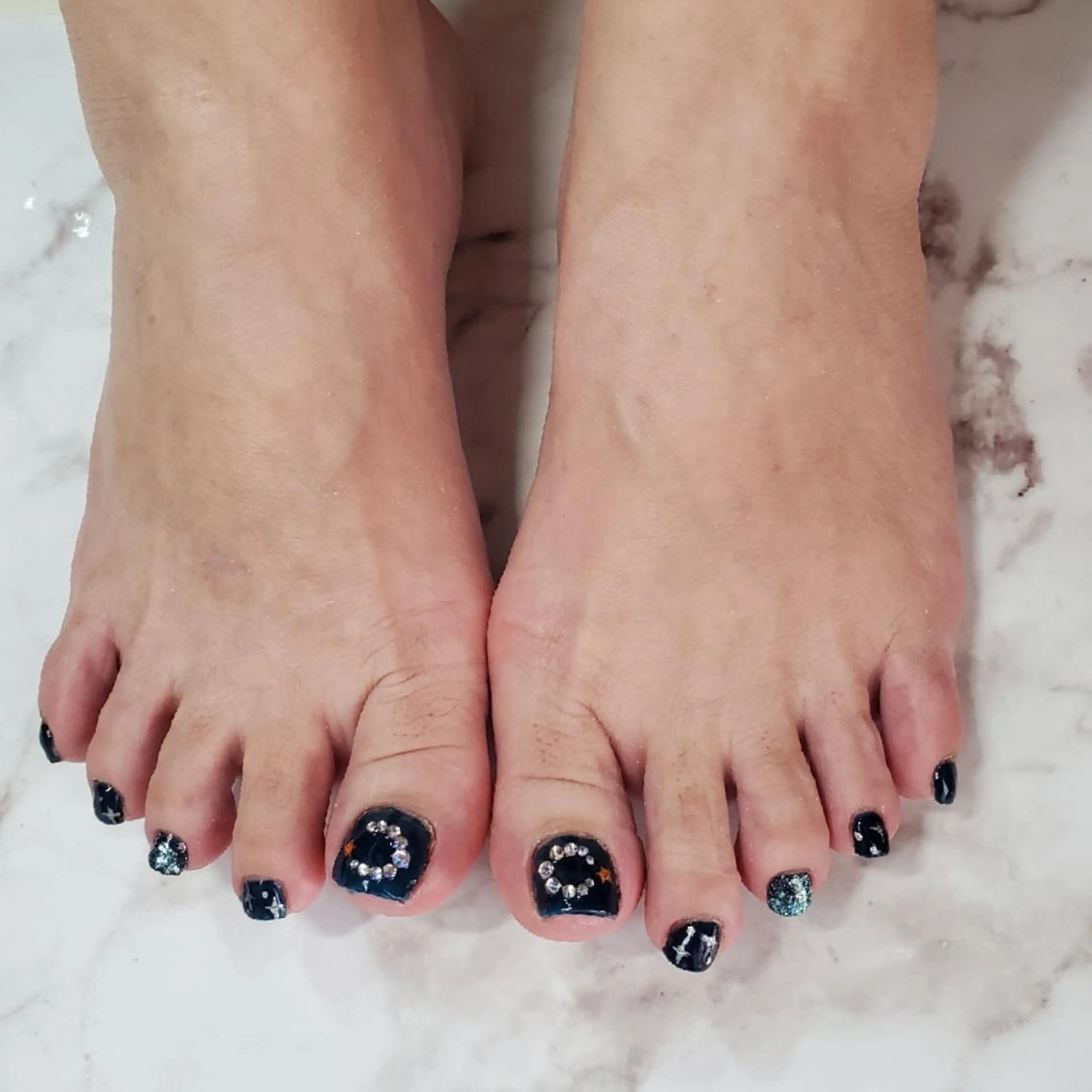 ネイル フットネイル フットネイル ネイルサロンベルティ .ひとみのネイルデザイン