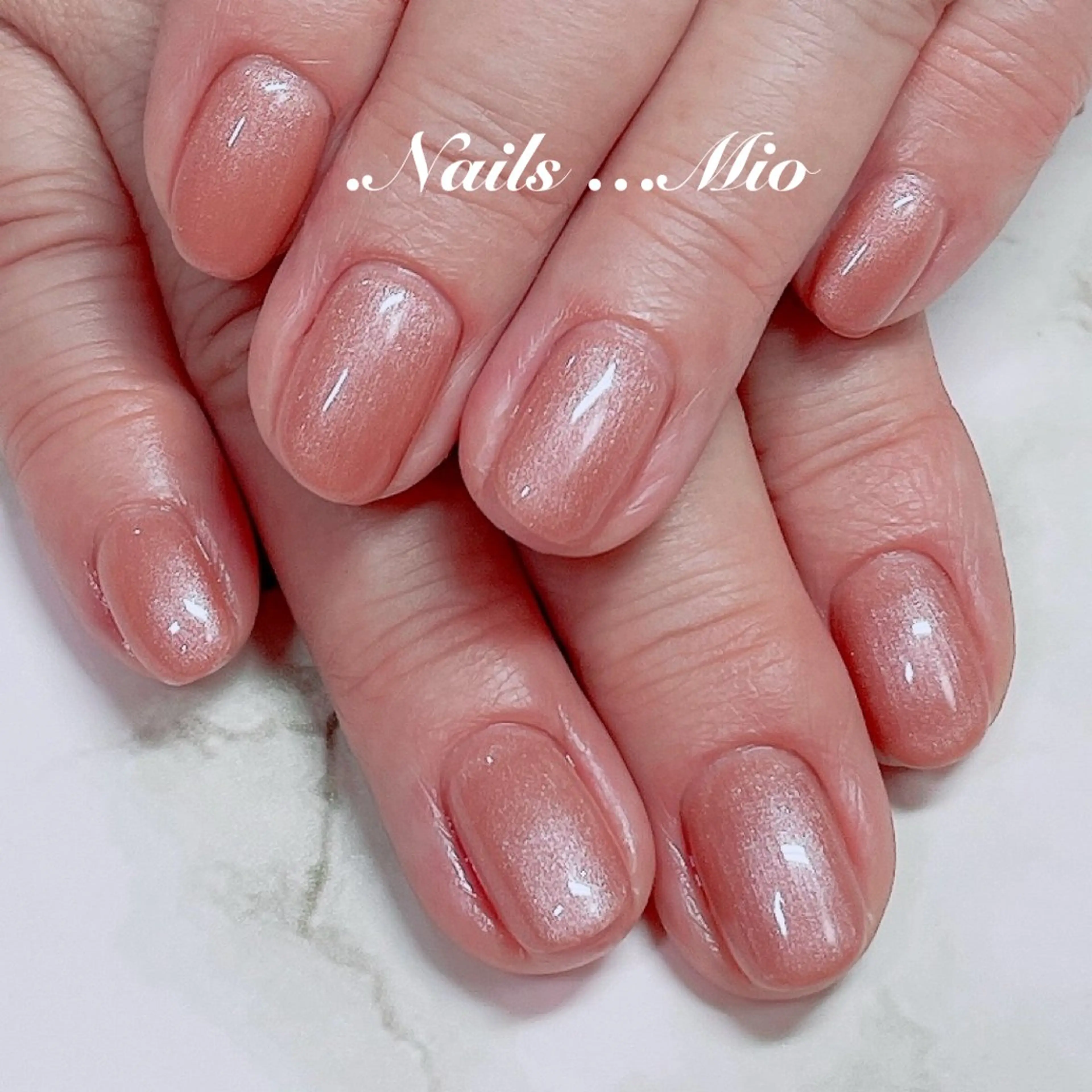 ネイル ジェルネイル ワンカラーネイル 赤色 .Nails Mio 赤羽西ネイルサロンのネイルデザイン