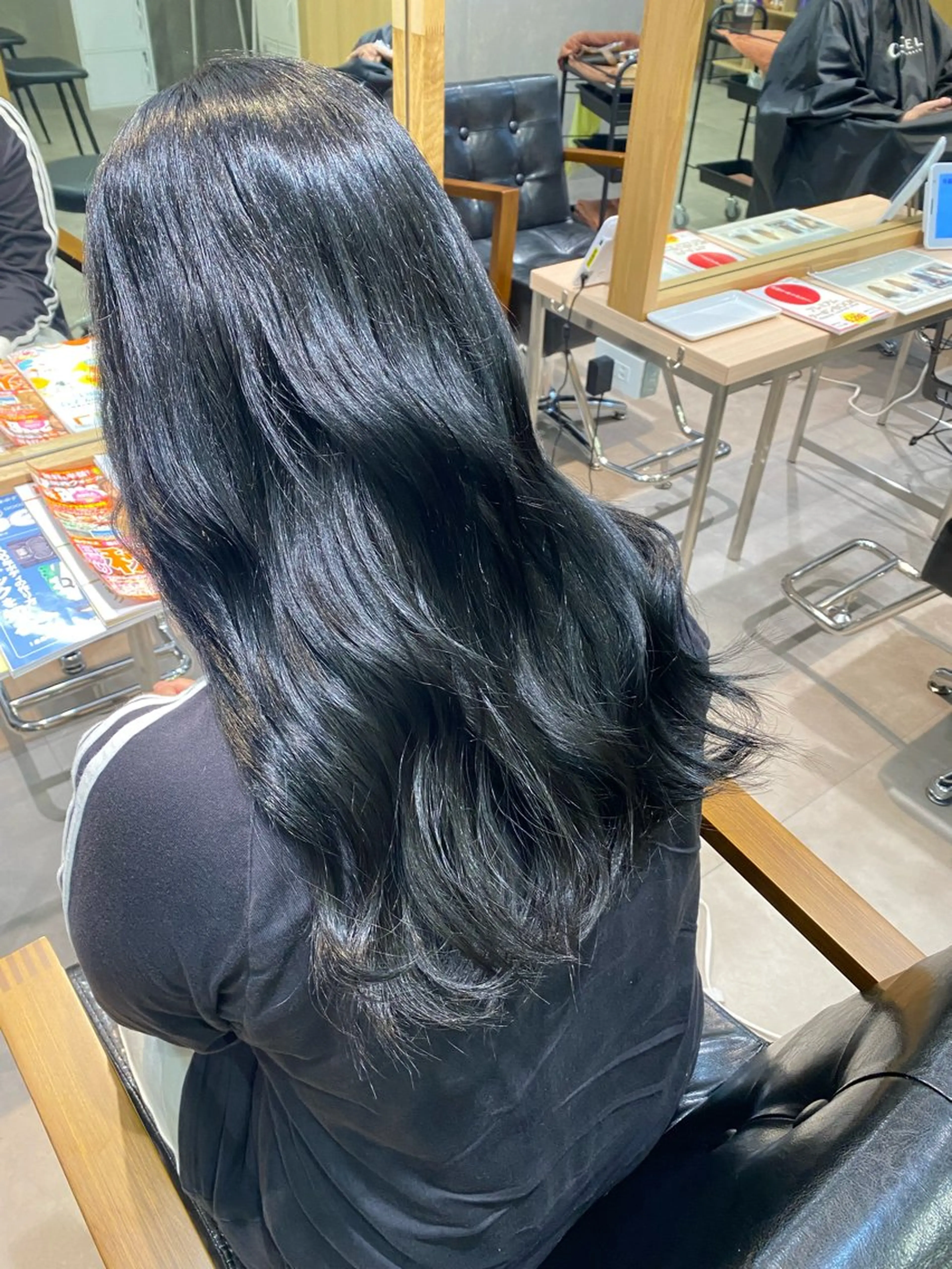 セミロング カット ヘアカラー Ciel所属・CIEL KAZUMAのヘアスタイル