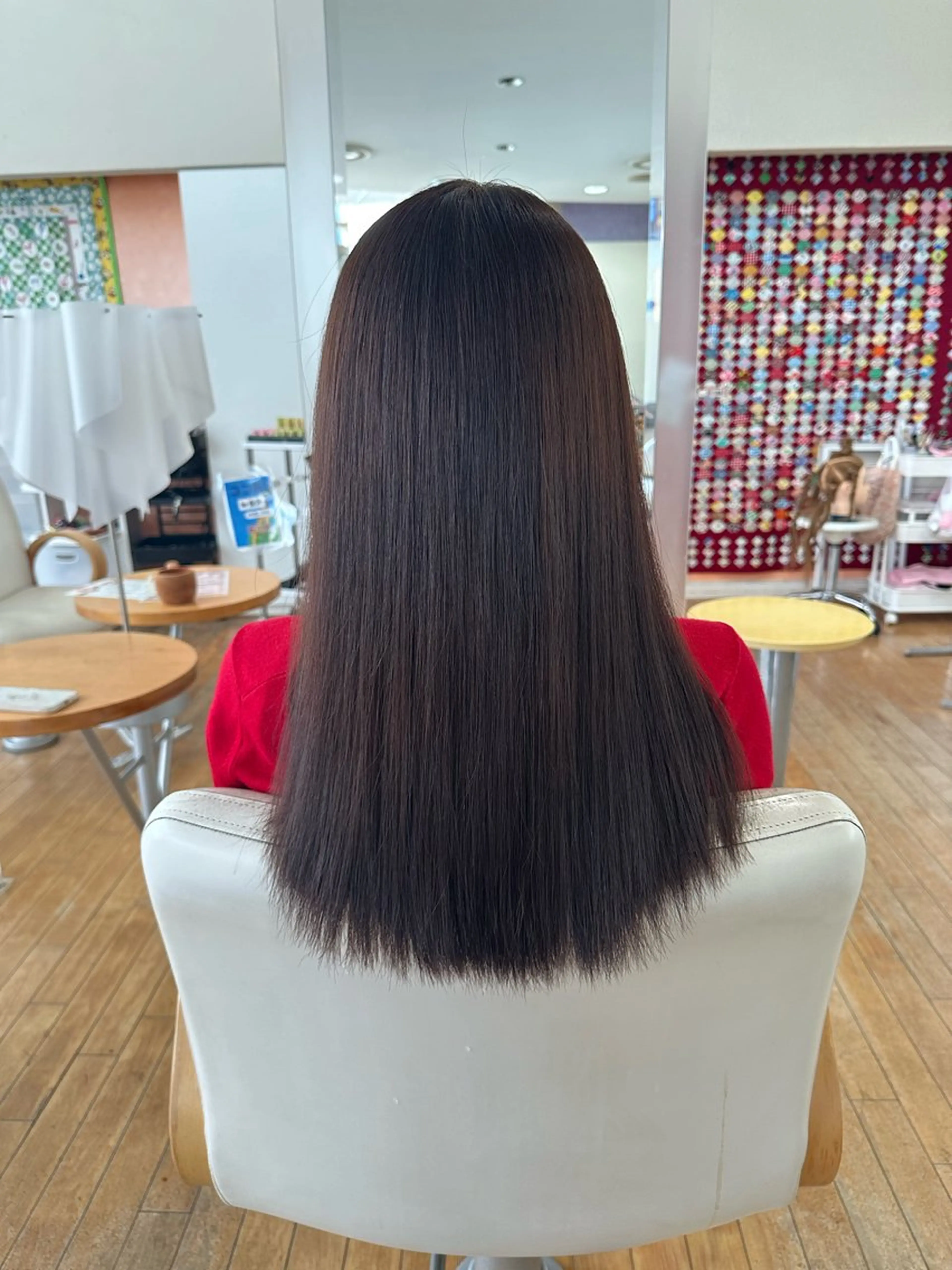 カラー ブリーチ ブリーチなしカラー 山本 瑠華のヘアスタイル