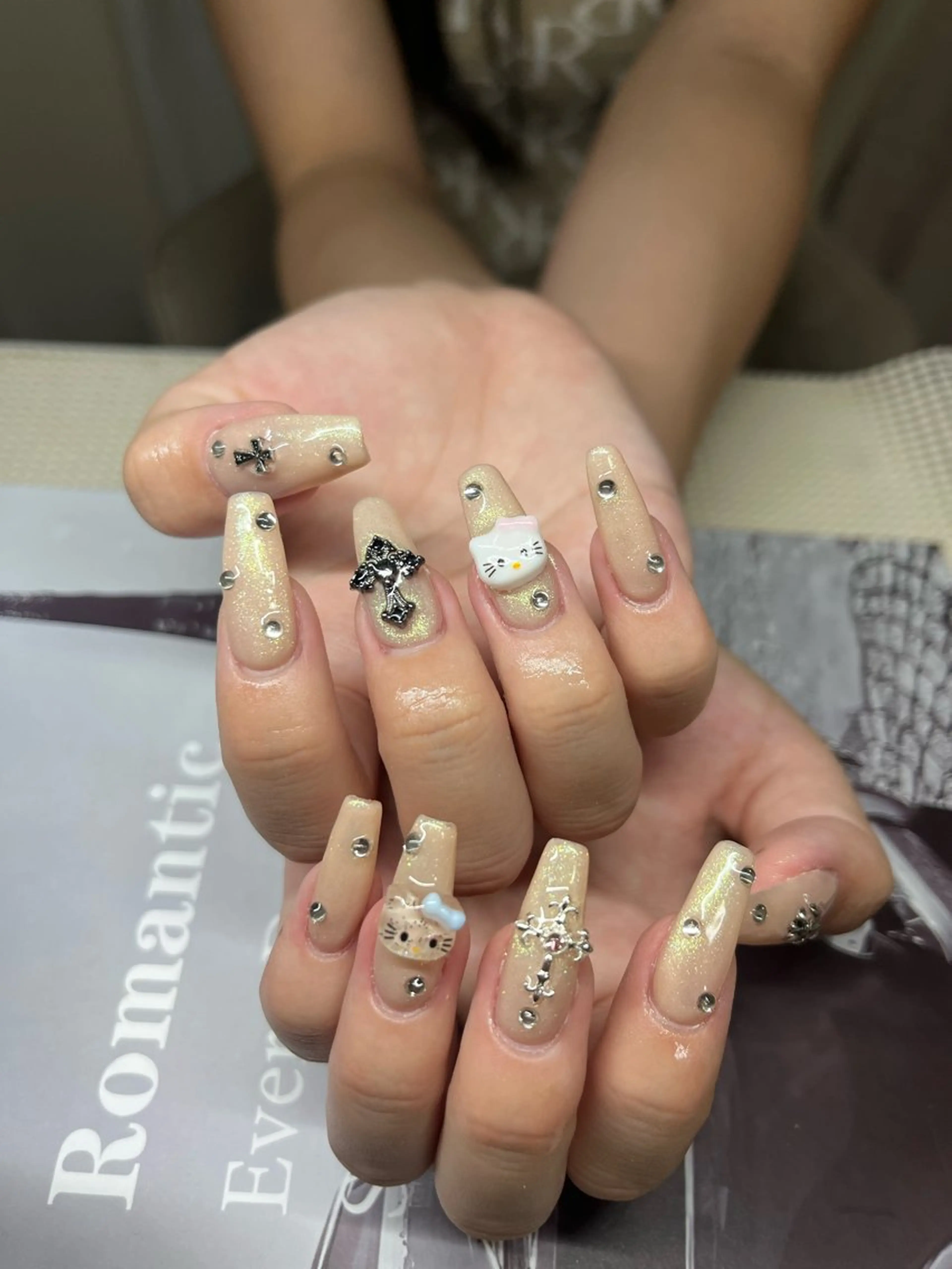 ネイル ハンドネイル Rose Ana.Chuoのネイルデザイン