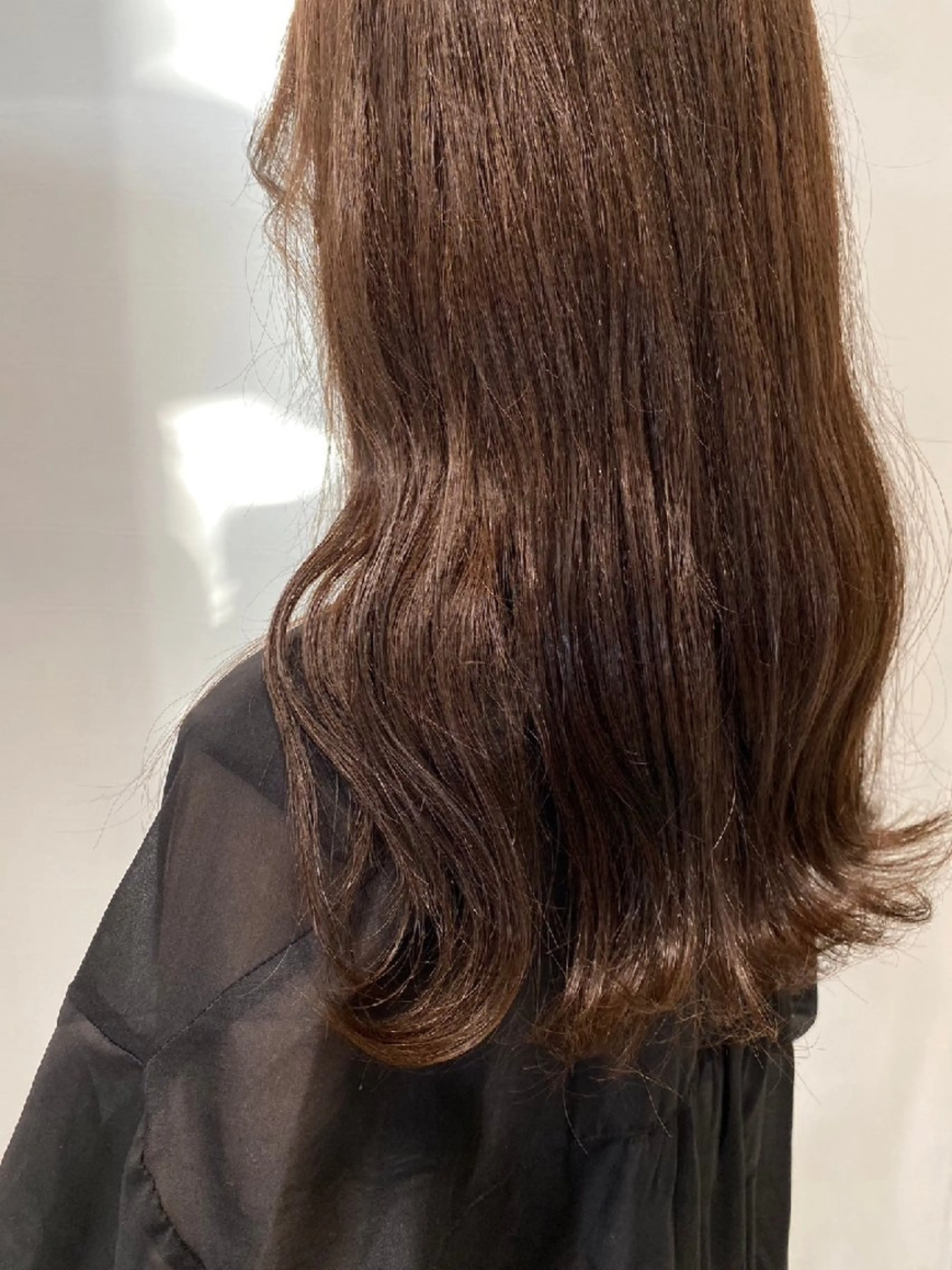 ロング カラー ブリーチ ブラウンカラー ブリーチなしカラー 婦中／メンズ/パーマ カラー/縮毛/波巻きのヘアスタイル