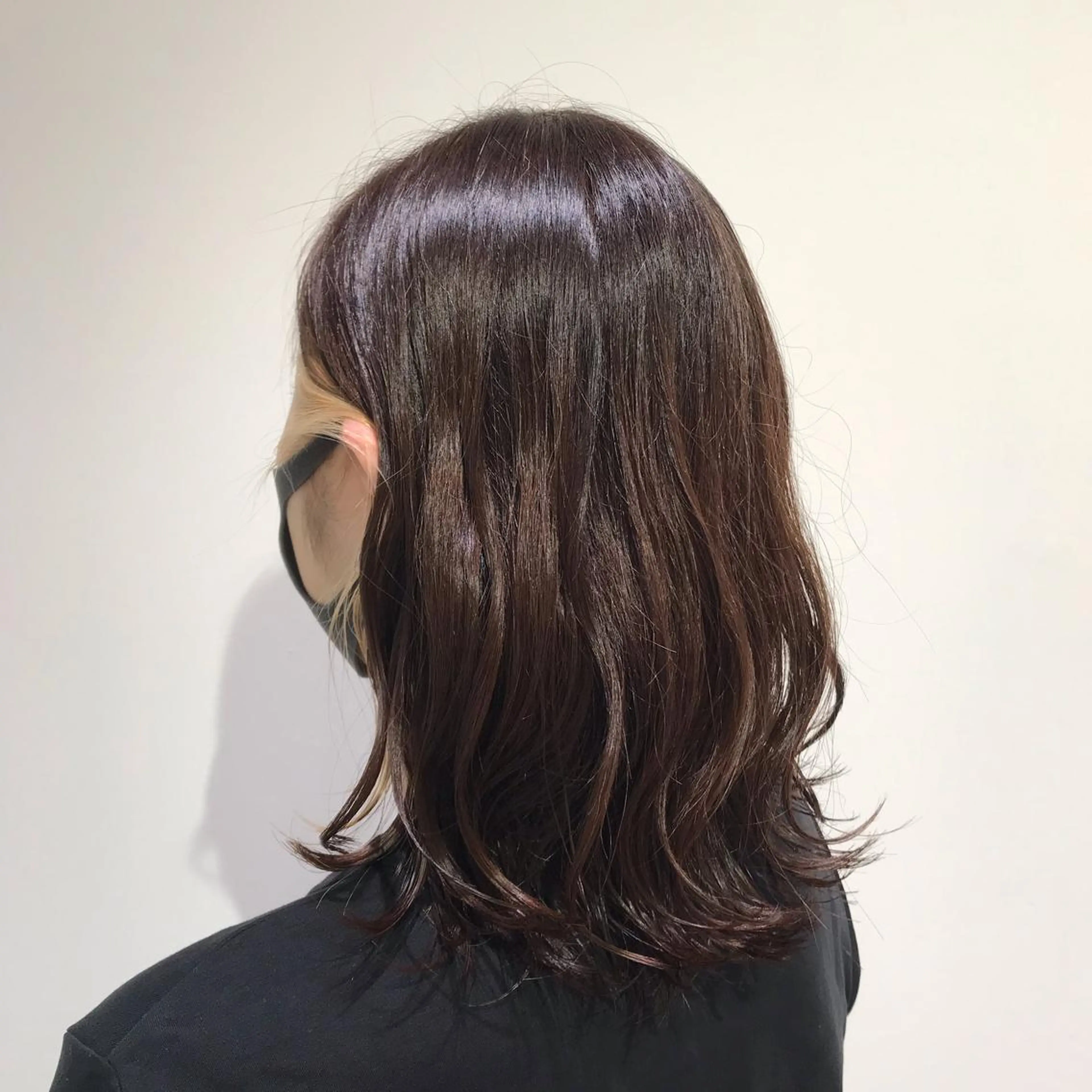 ミディアム カラー ベージュカラー ブラウンカラー イヤリングカラー ヘアカラー トリートメント 暖色カラー🌹 中山由梨のヘアスタイル