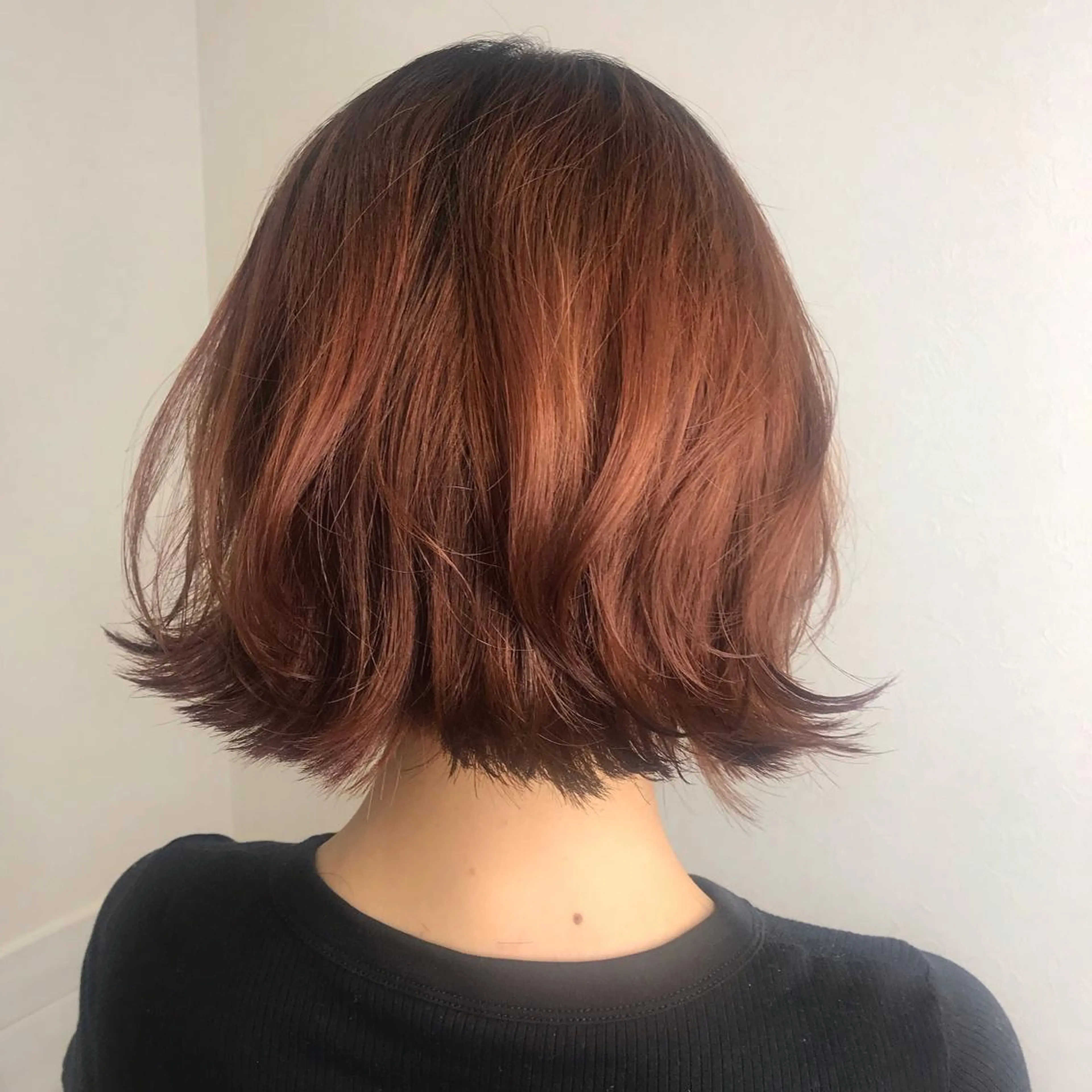 ショート カラー ピンクカラー ボブ 外ハネヘア カット 柴田 祐輔のヘアスタイル