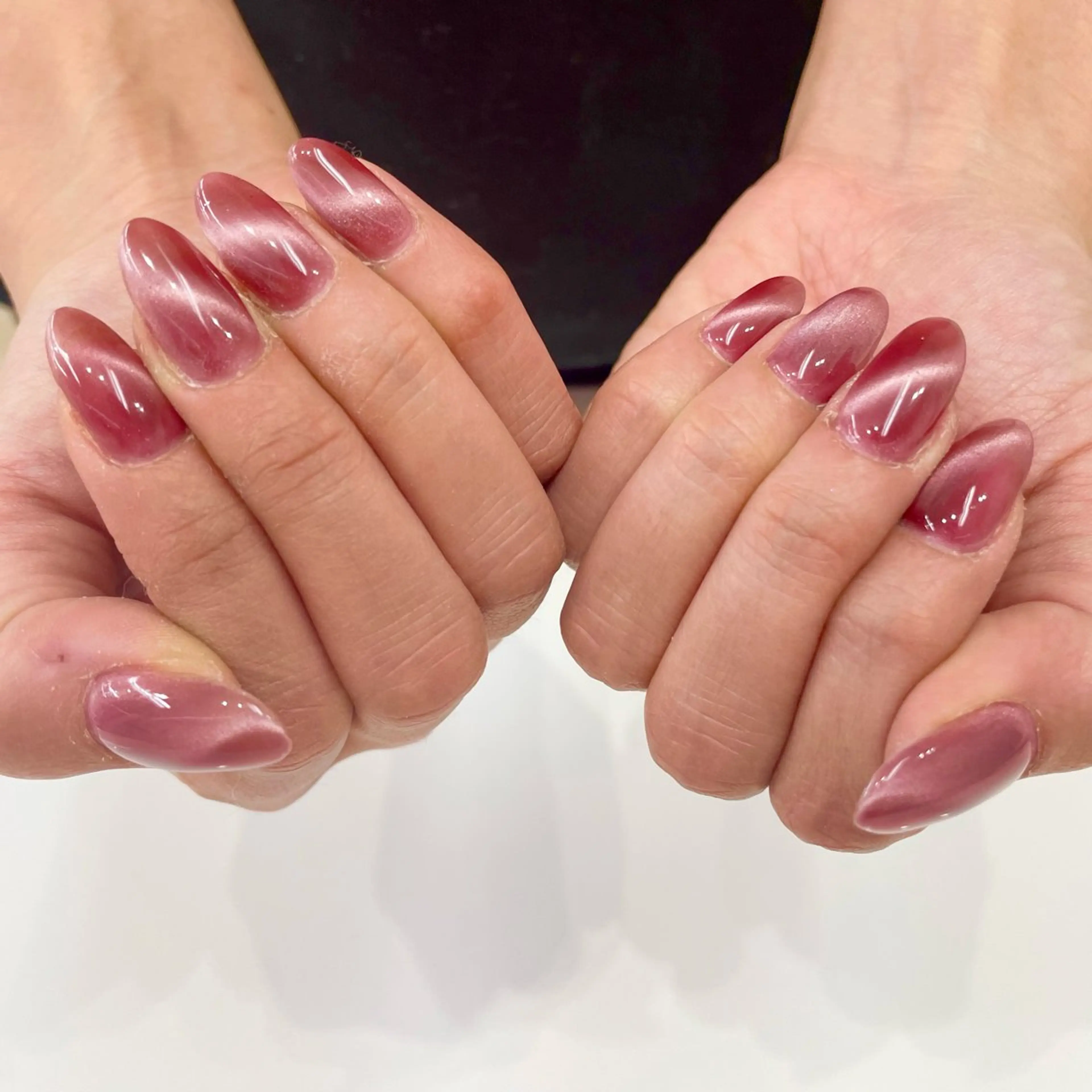 ネイル マグネットネイル ワンカラーネイル esNAIL新宿西口店所属・emi esNAILのネイルデザイン