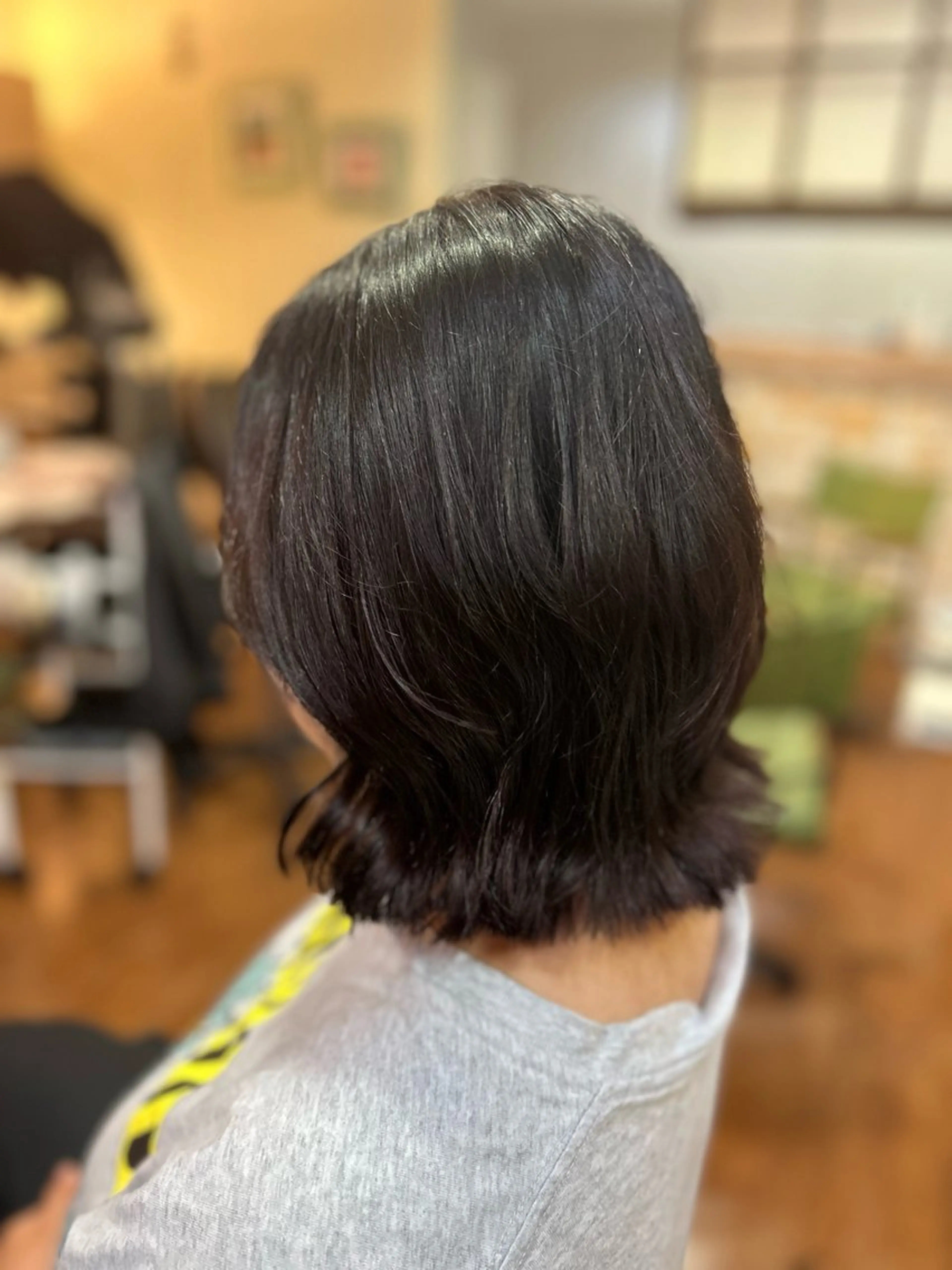 ミディアム ヘアカラー 馬越 優のヘアスタイル