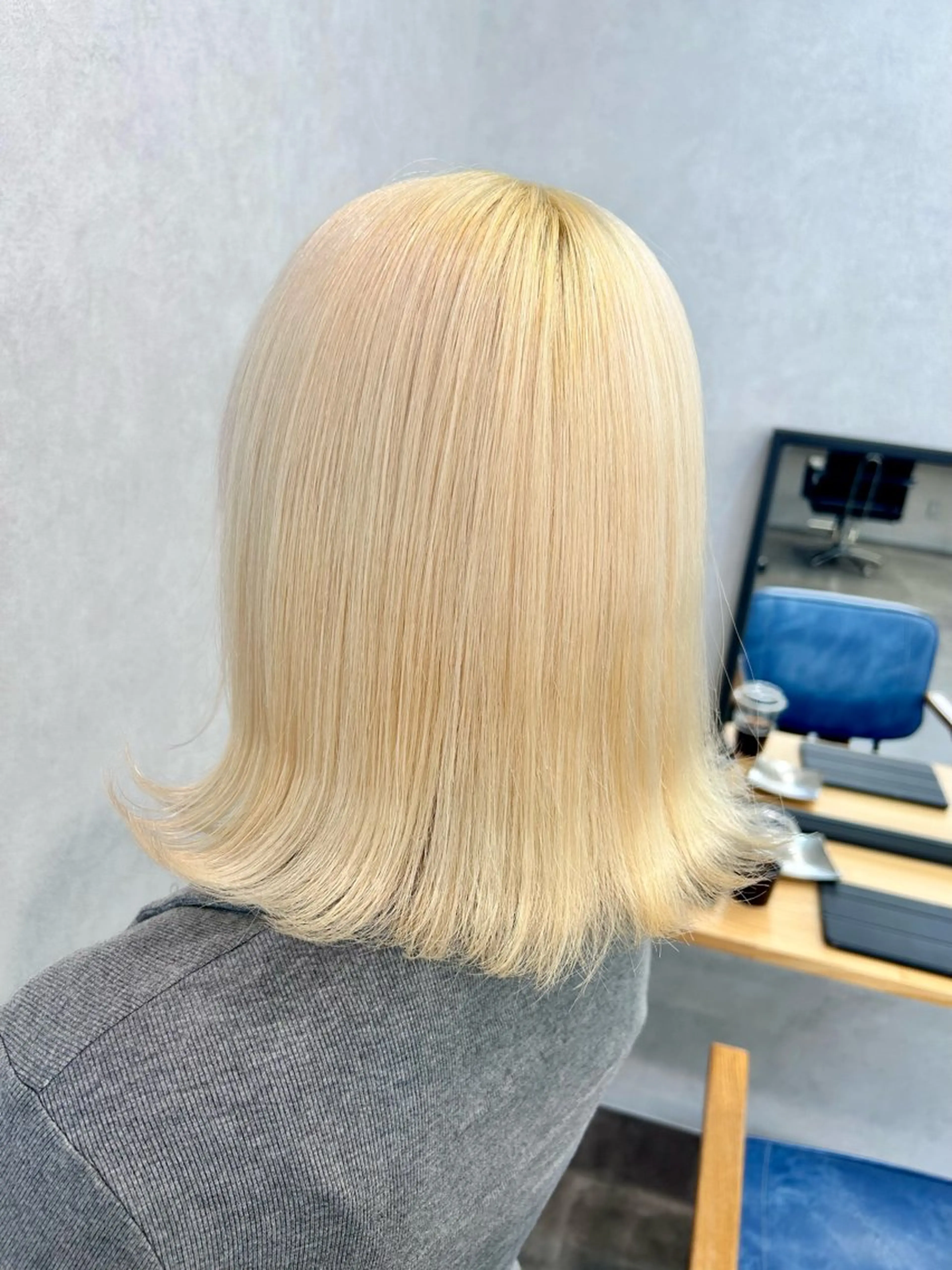 ミディアム ヘアカラー トリートメント エクステ/心斎橋/ ハイトーン/ミサキのヘアスタイル