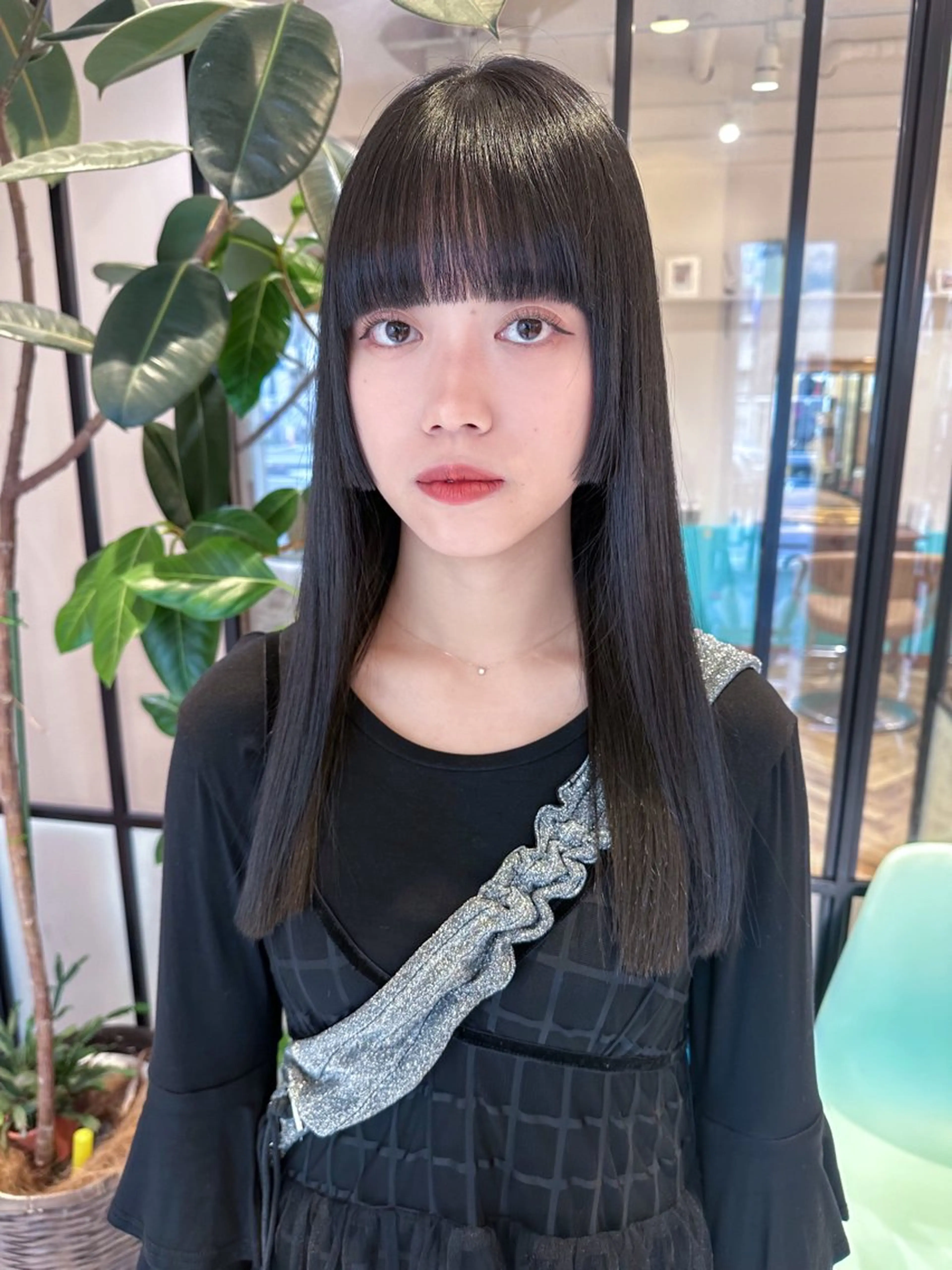 ロング カラー カット ヘアカラー トリートメント レイヤー🇰🇷 韓国ヘア💕トモミのヘアスタイル