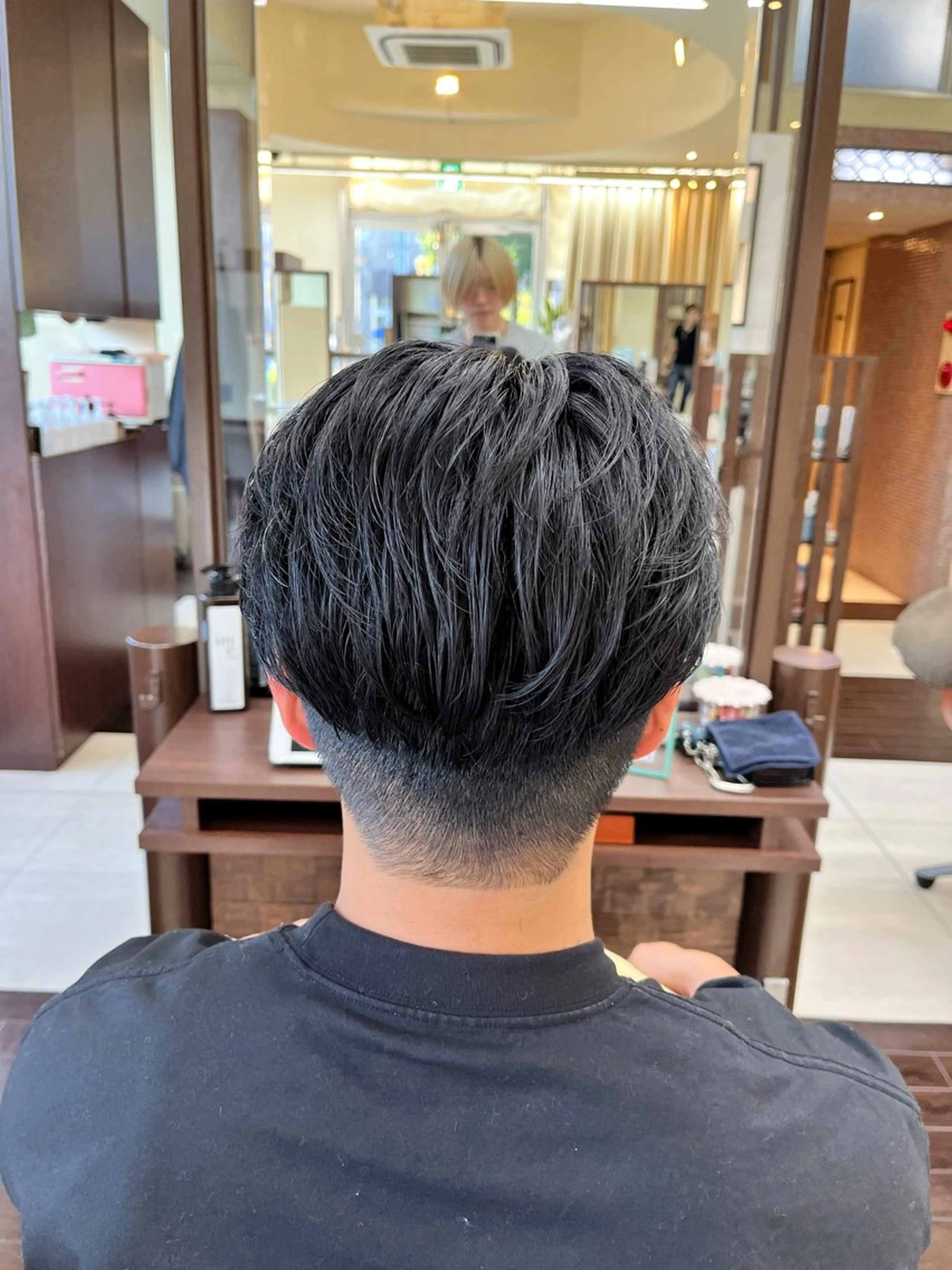 ショート パーマ メンズ センターパート メンズパーマ ニュアンスパーマ AROH men's cut&men's perm 船橋店所属・🧊メンズ特化🧊 高木航希のヘアスタイル
