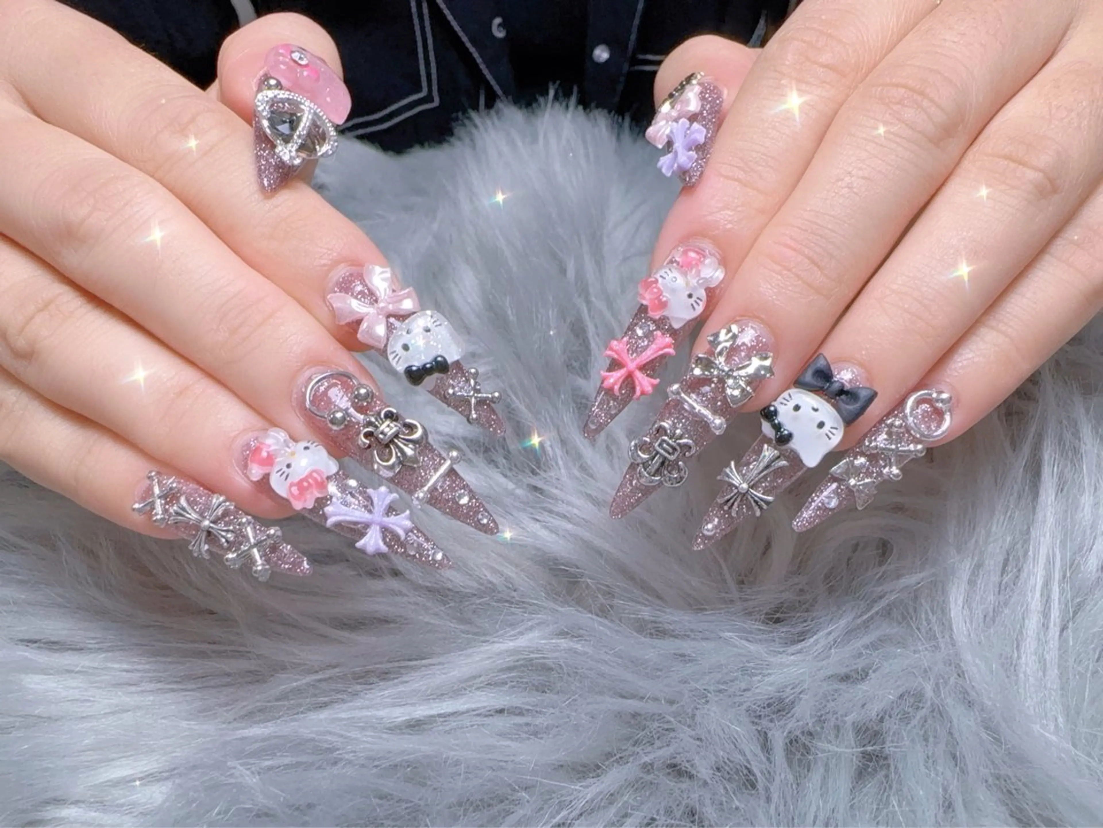 ネイル チークネイル フレンチネイル ジェルネイル グラデーション ハート ハンドネイル moomi nail スカルプ専門のネイルデザイン