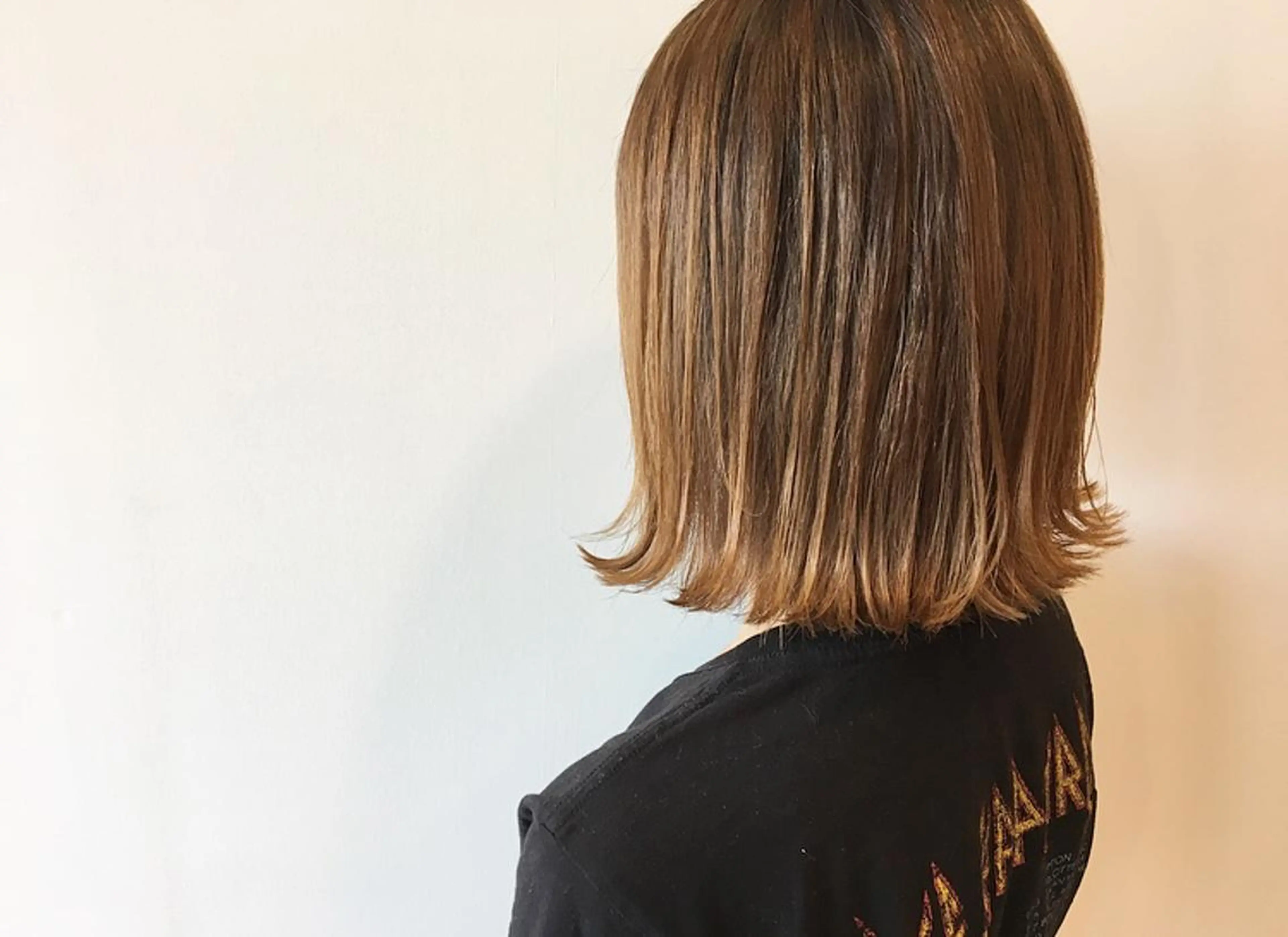 ショート 外ハネヘア カット 縮毛矯正 トリートメント 鈴木 翔梧のヘアスタイル