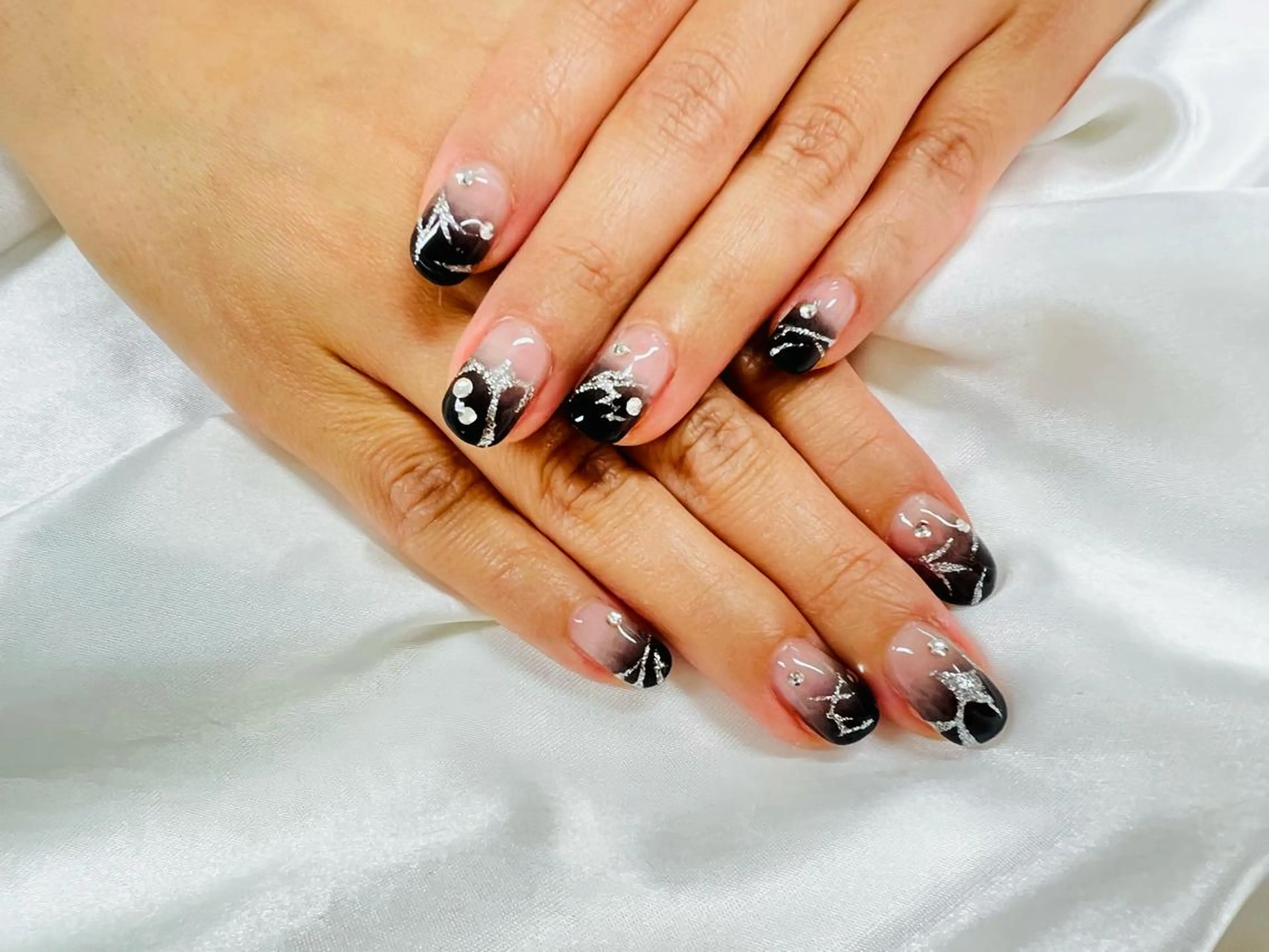 ネイル ユリシスネイル 担当近藤のネイルデザイン