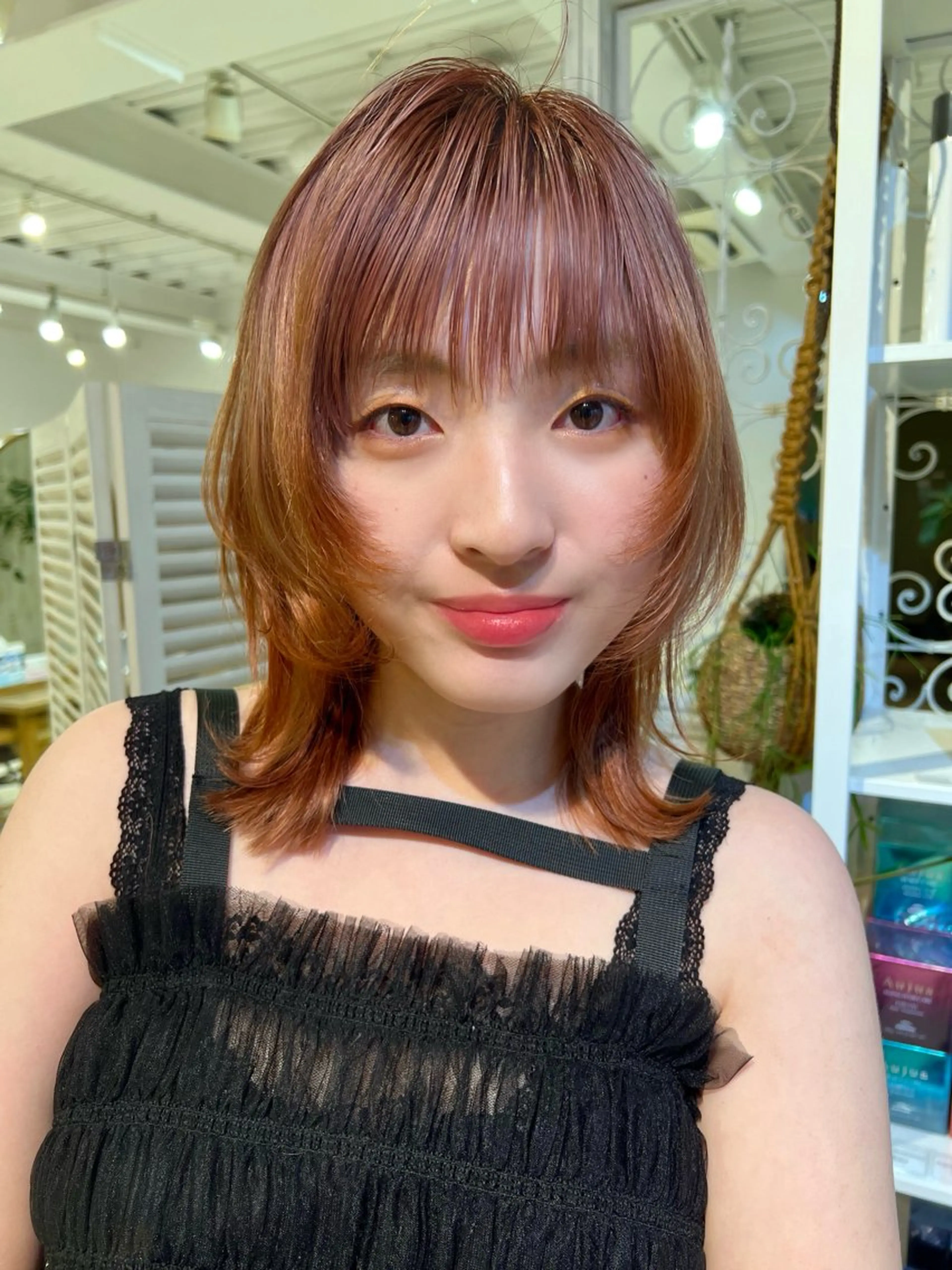 ミディアム 顔まわりレイヤー レイヤーカット ウルフカット パーマモデル募集中 🎀華澄のヘアスタイル