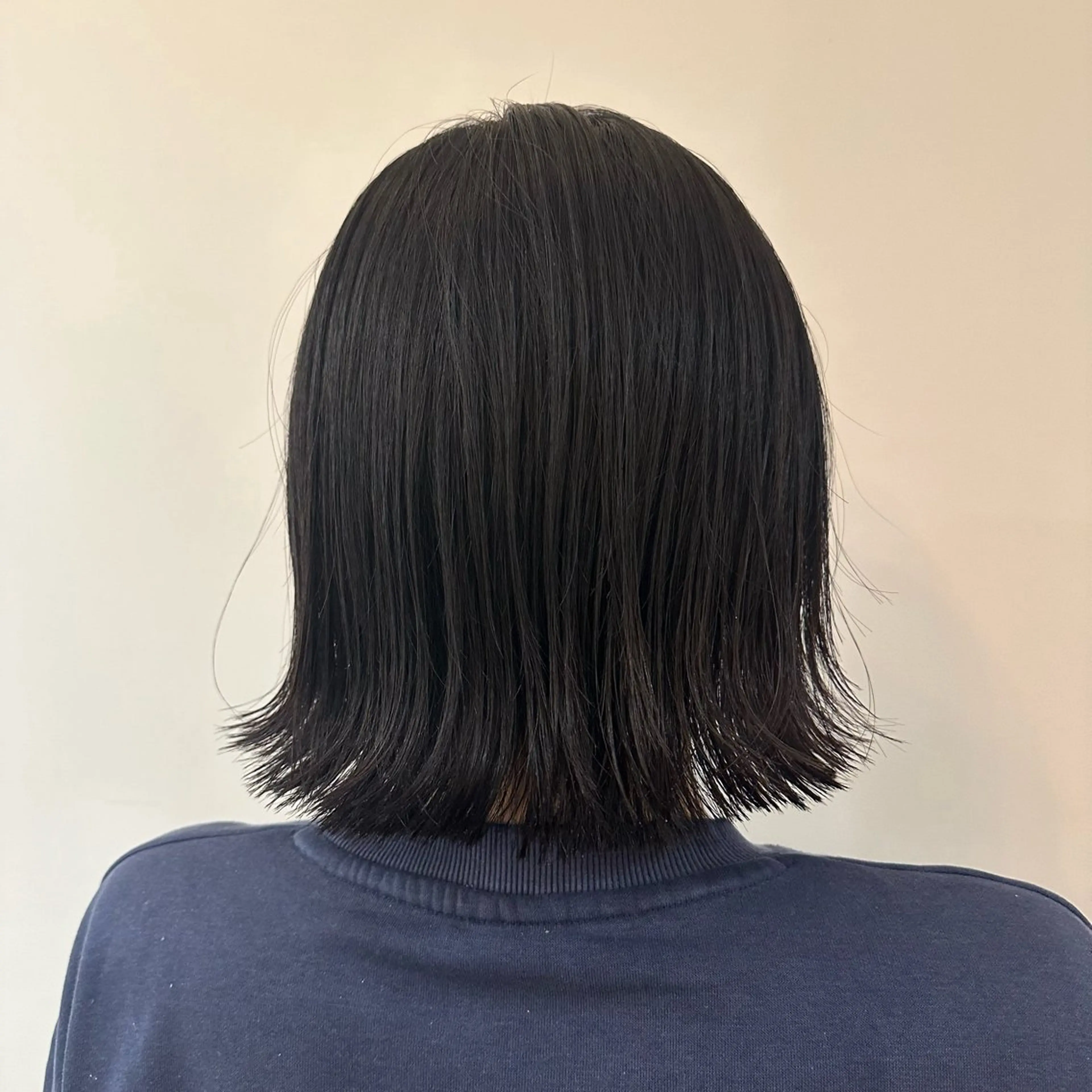 ショート ヘアアレンジ 切りっぱなしボブ ボブ 飯島 美海のヘアスタイル