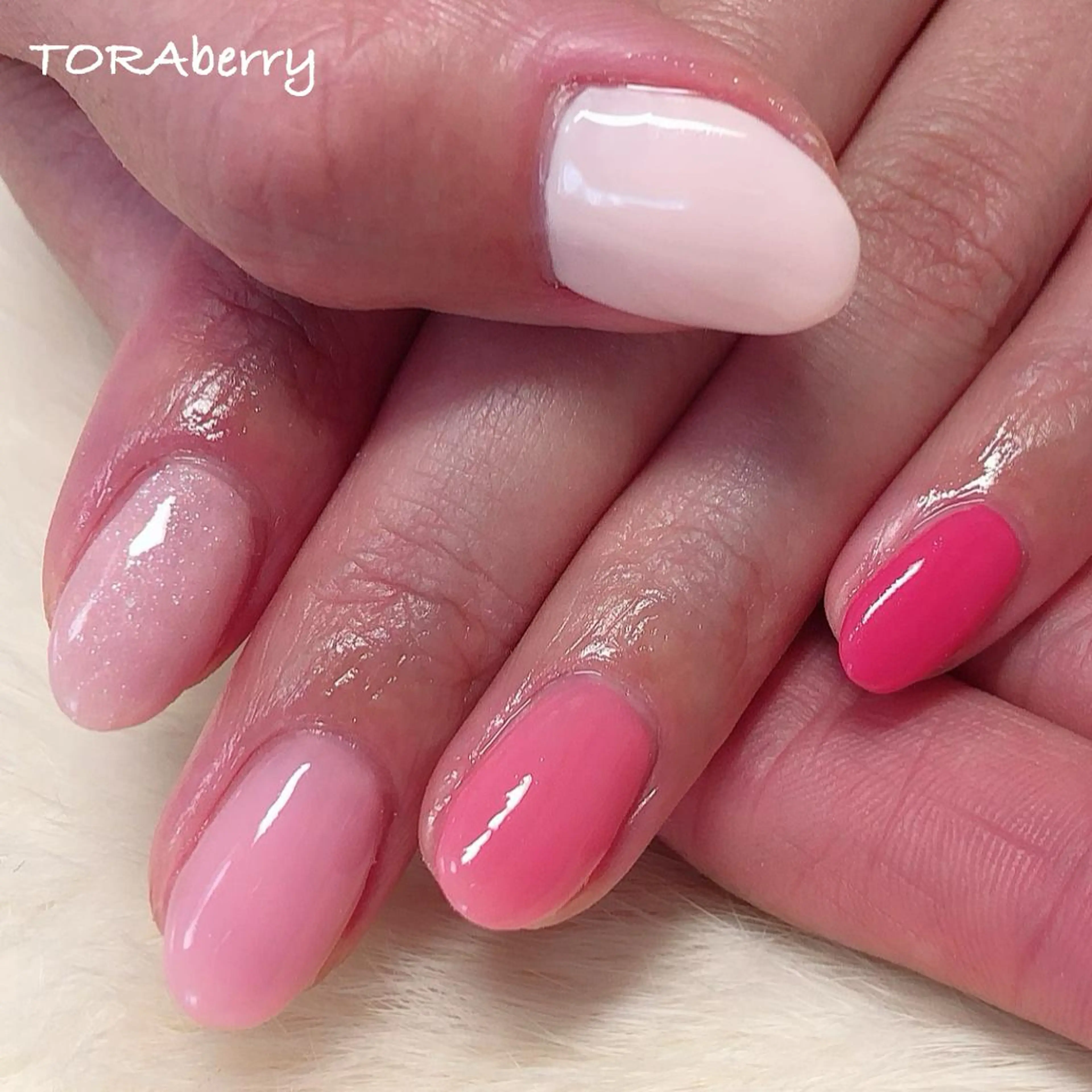 ネイル ピンク ハンドネイル ネイリスト なつみのネイルデザイン