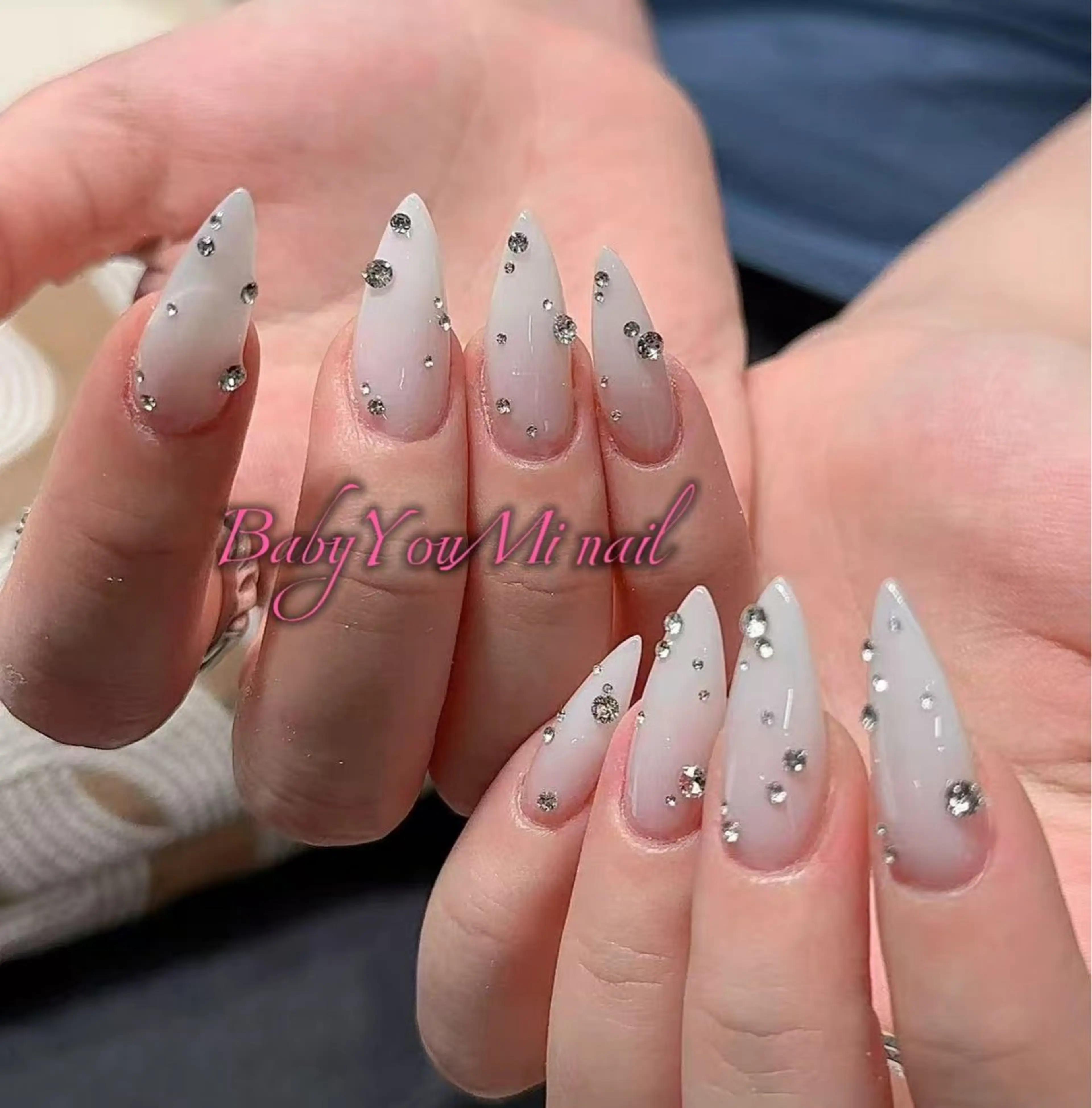 ネイル オーロラネイル フラワーネイル フットネイル フレンチネイル ジェルネイル ハンドネイル BabyYouMi ねねのネイルデザイン