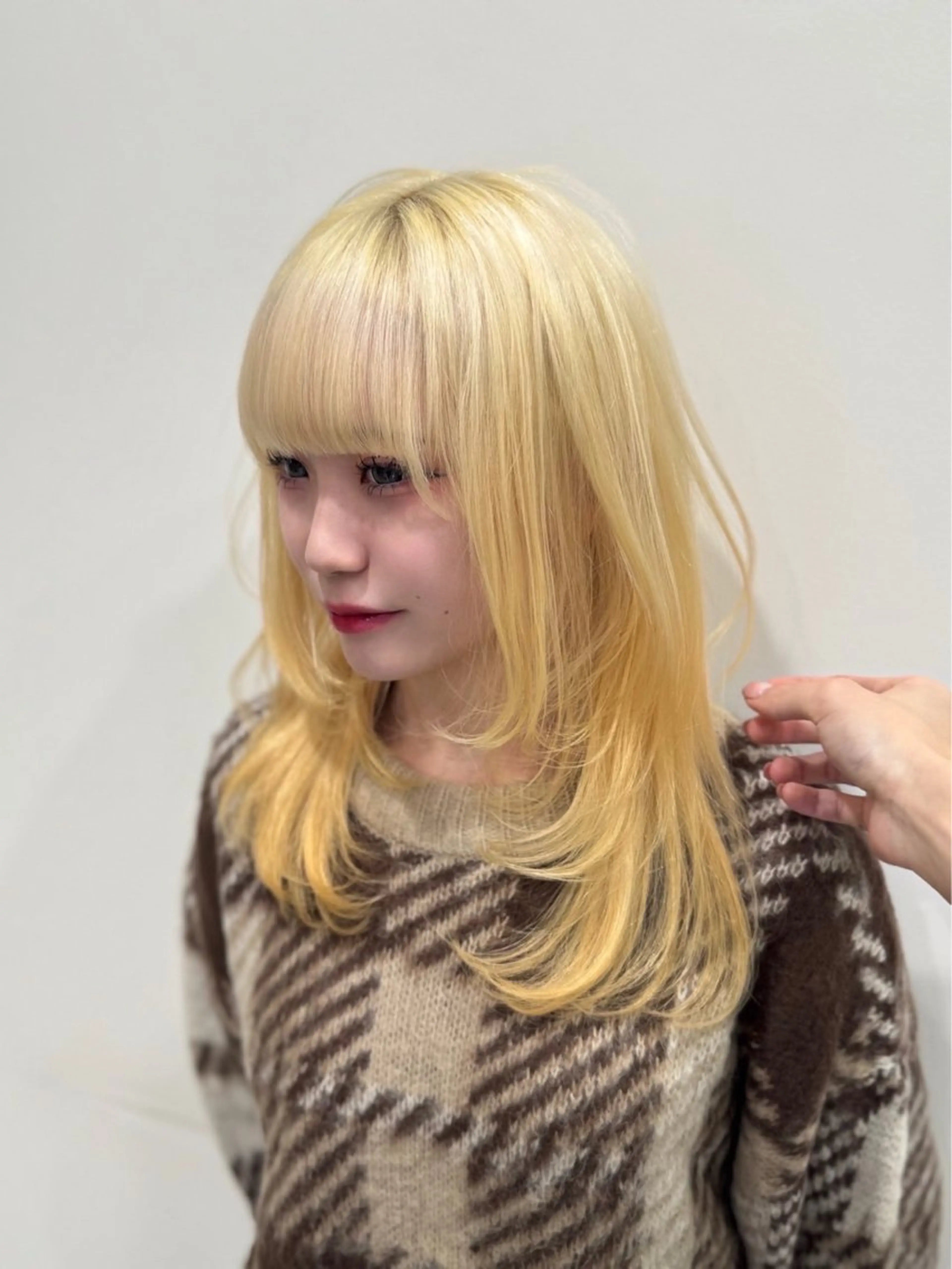 ロング カラー ヘアアレンジ カット ヘアカラー トリートメント ヘッドスパ ヘアセット 韓国レイヤーカット /韓国トレンドカラーのヘアスタイル
