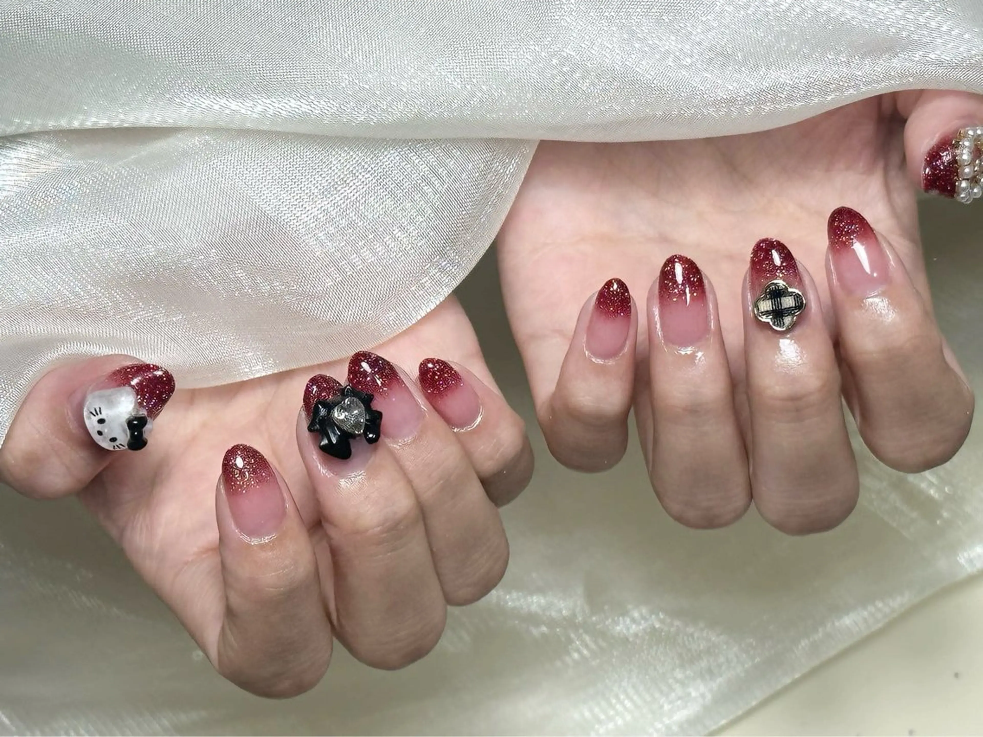 ネイル ラメ(グリッター) ラメグラデーション ハンドネイル ハンドケア るか 池袋のネイルデザイン