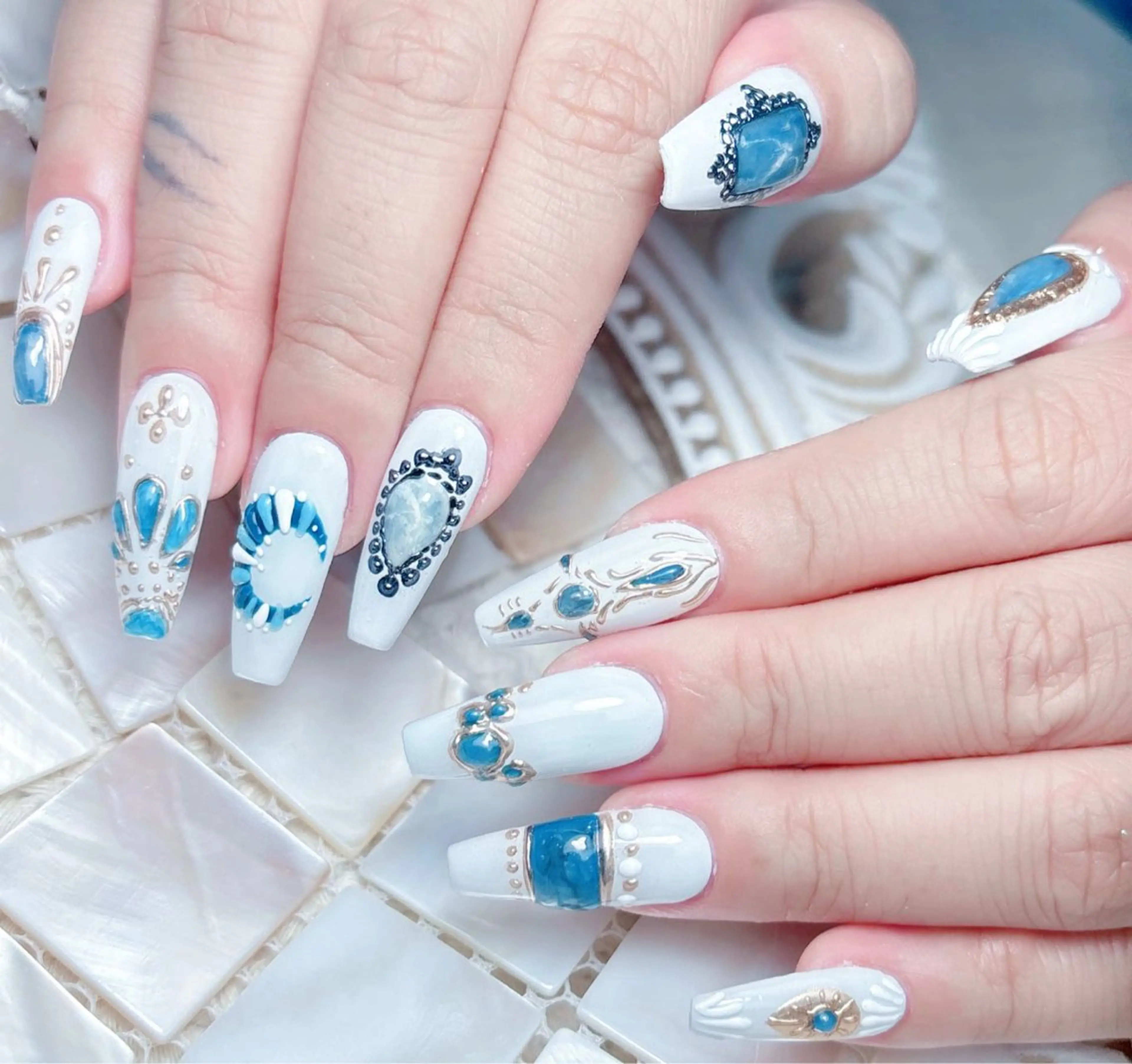 ネイル M🌷nail 長さだし専門店のネイルデザイン