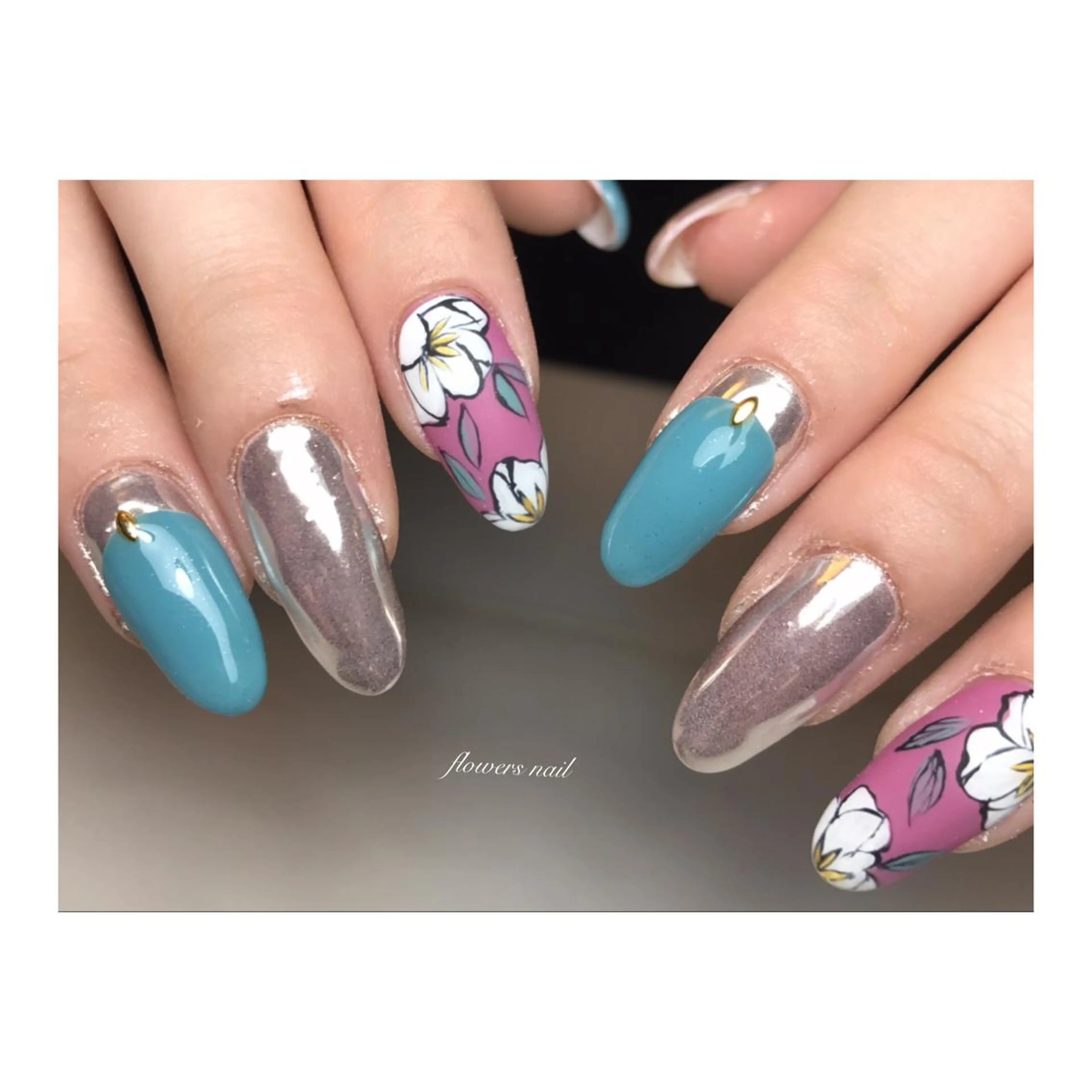 ネイル フラワーネイル フレンチネイル マットネイル ミラーネイル flowers nailのネイルデザイン