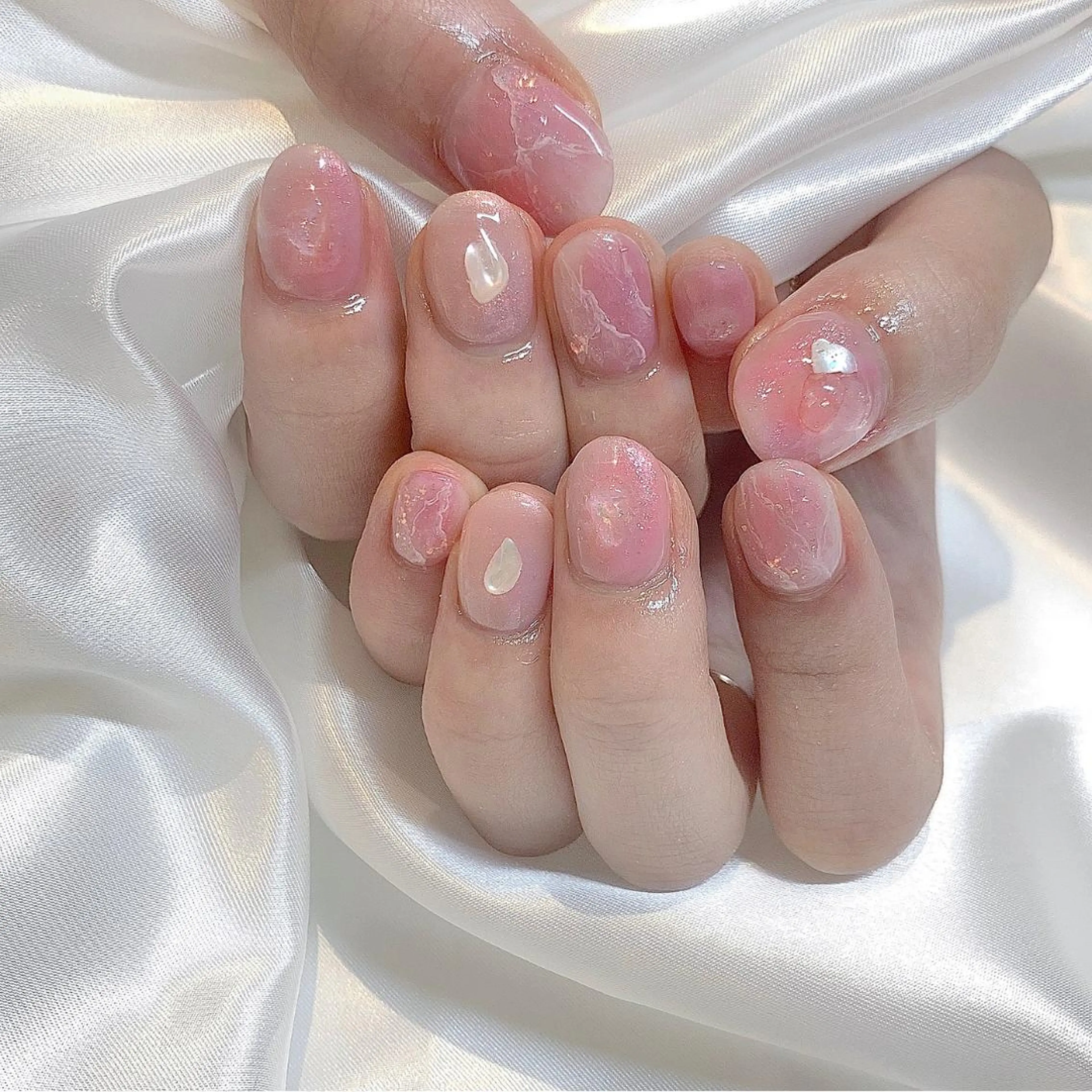 ネイル ハンドネイル Kanon 🤍のネイルデザイン