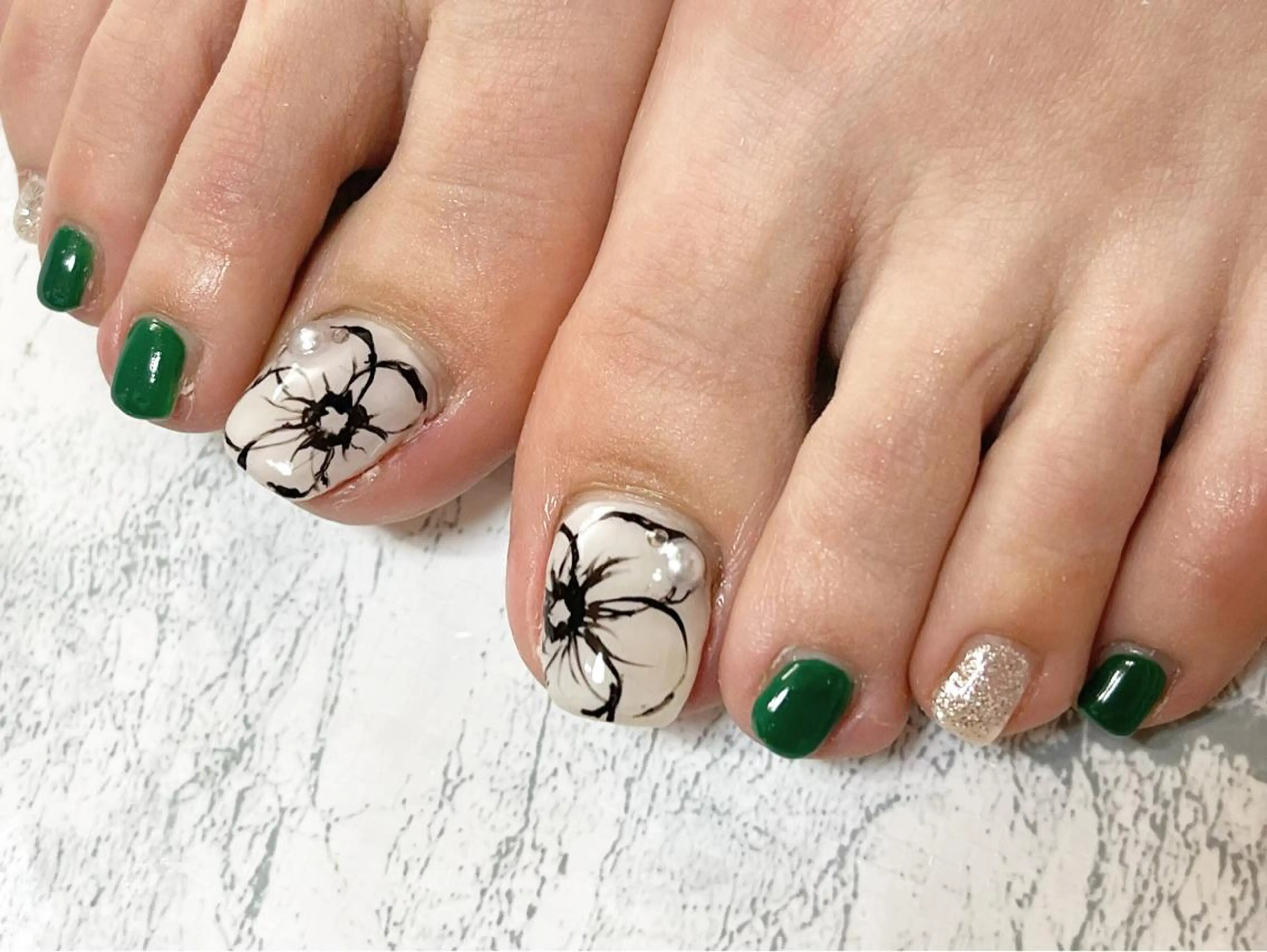 ネイル フラワーネイル フットネイル ニュアンスネイル シンプルネイル 春ネイル フットネイル ネイル フフラ所属・nail fufla ♡yamane♡のネイルデザイン