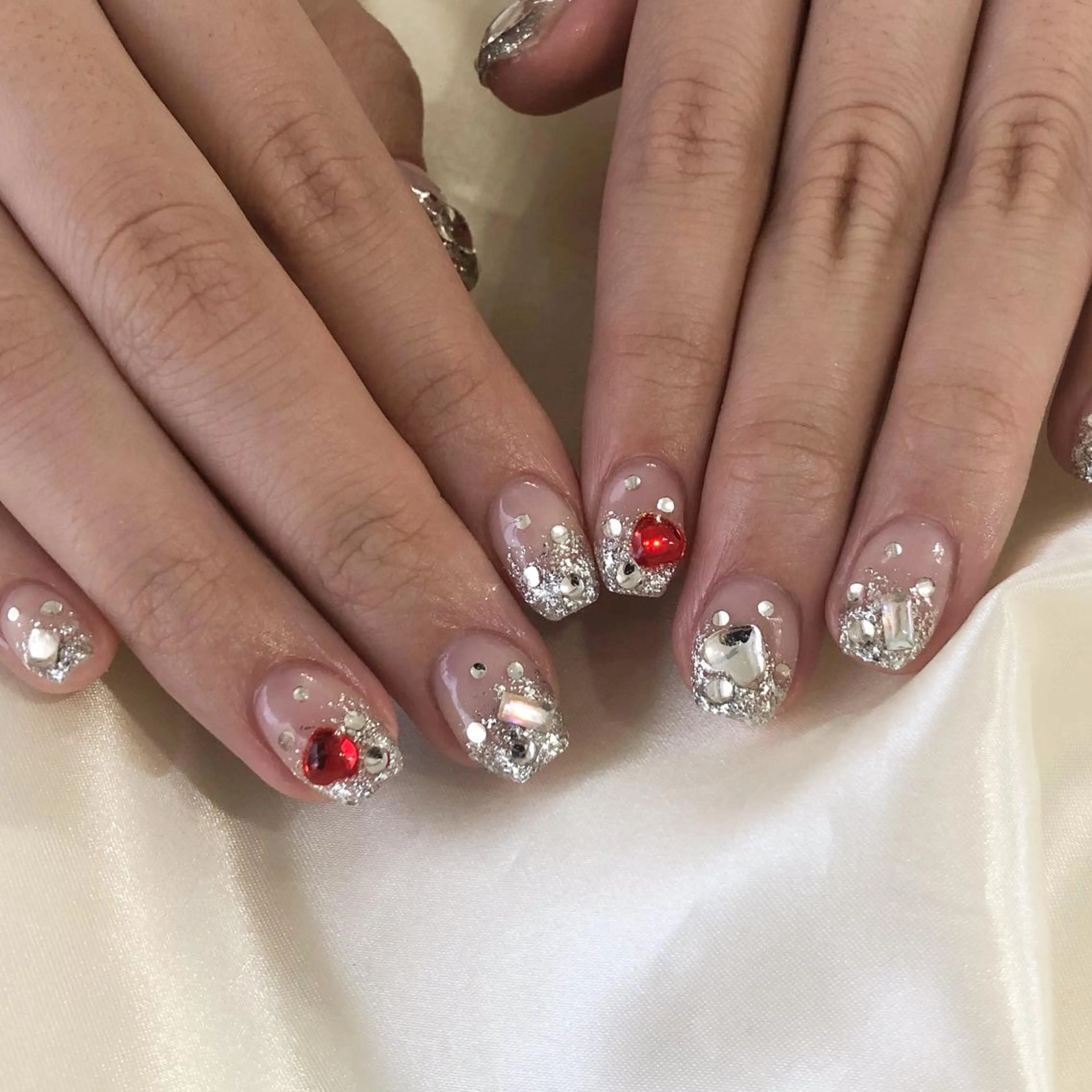 ネイル ハンドネイル ViViA momokaのネイルデザイン