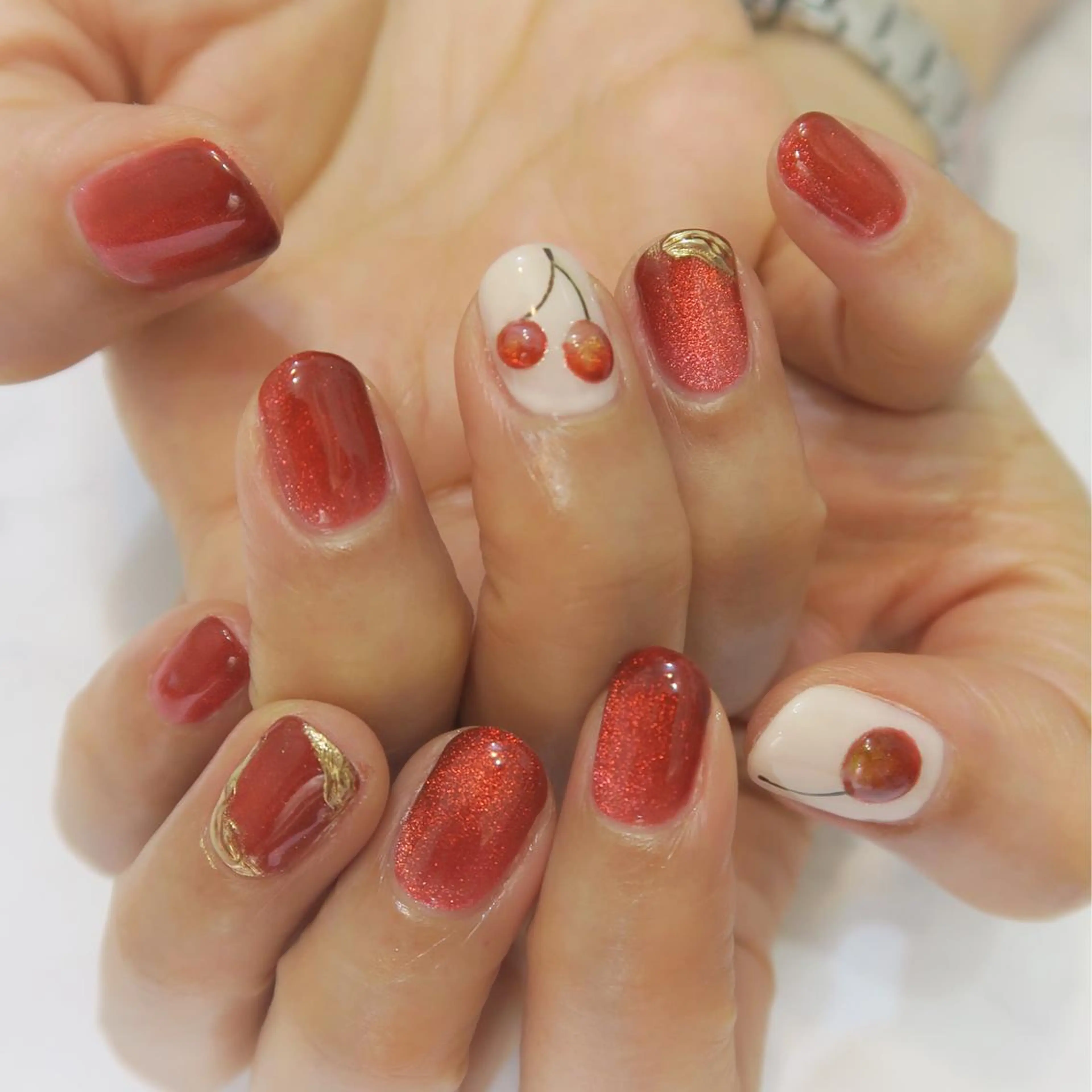 ショート ネイル 氷ネイル・うるうるネイル gloss nail 代々木上原のネイルデザイン