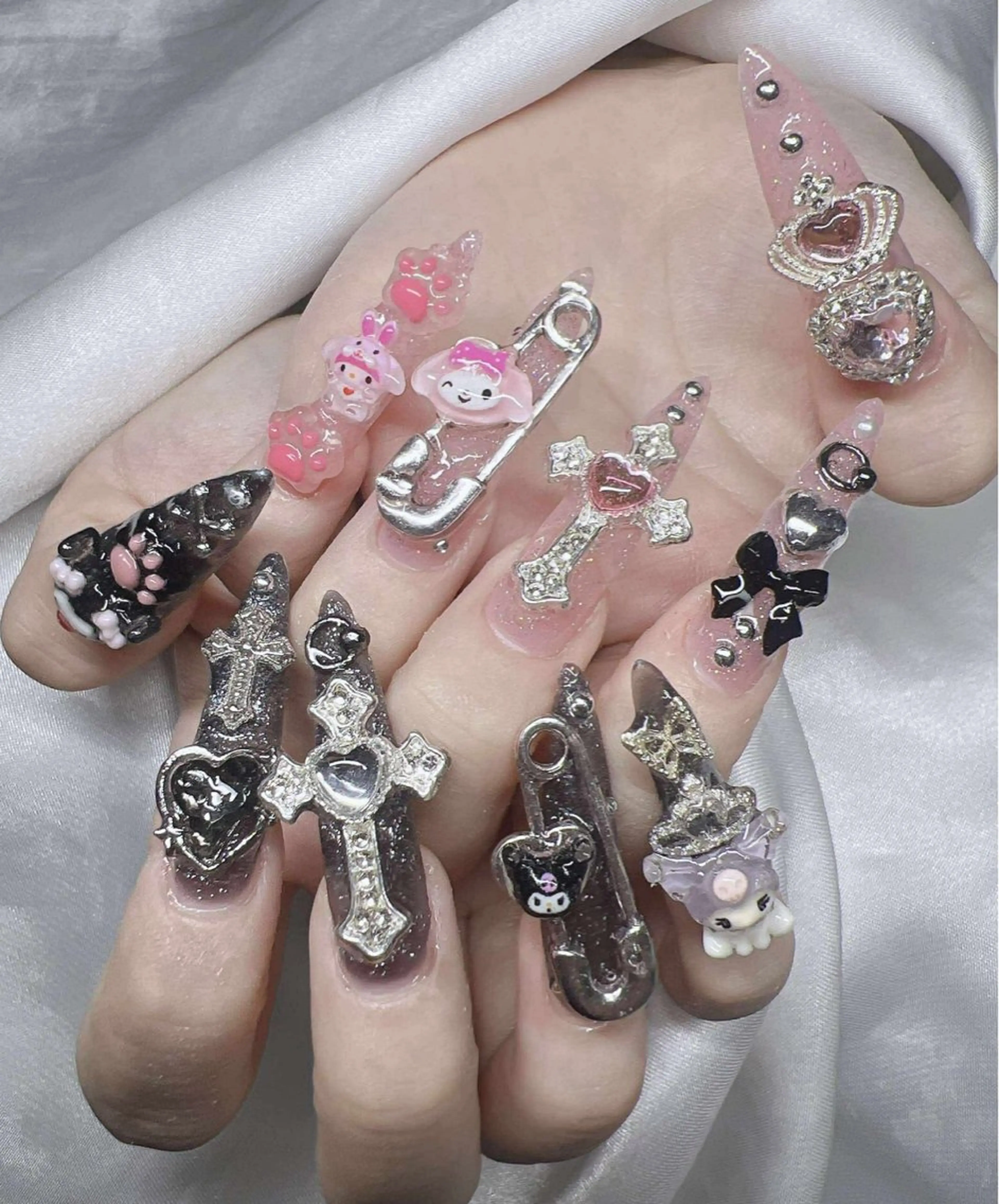 ネイル 長さ出し グラデーション 卒業式 キラキラネイル マグネットネイル ハンドネイル Lee Nailsのネイルデザイン