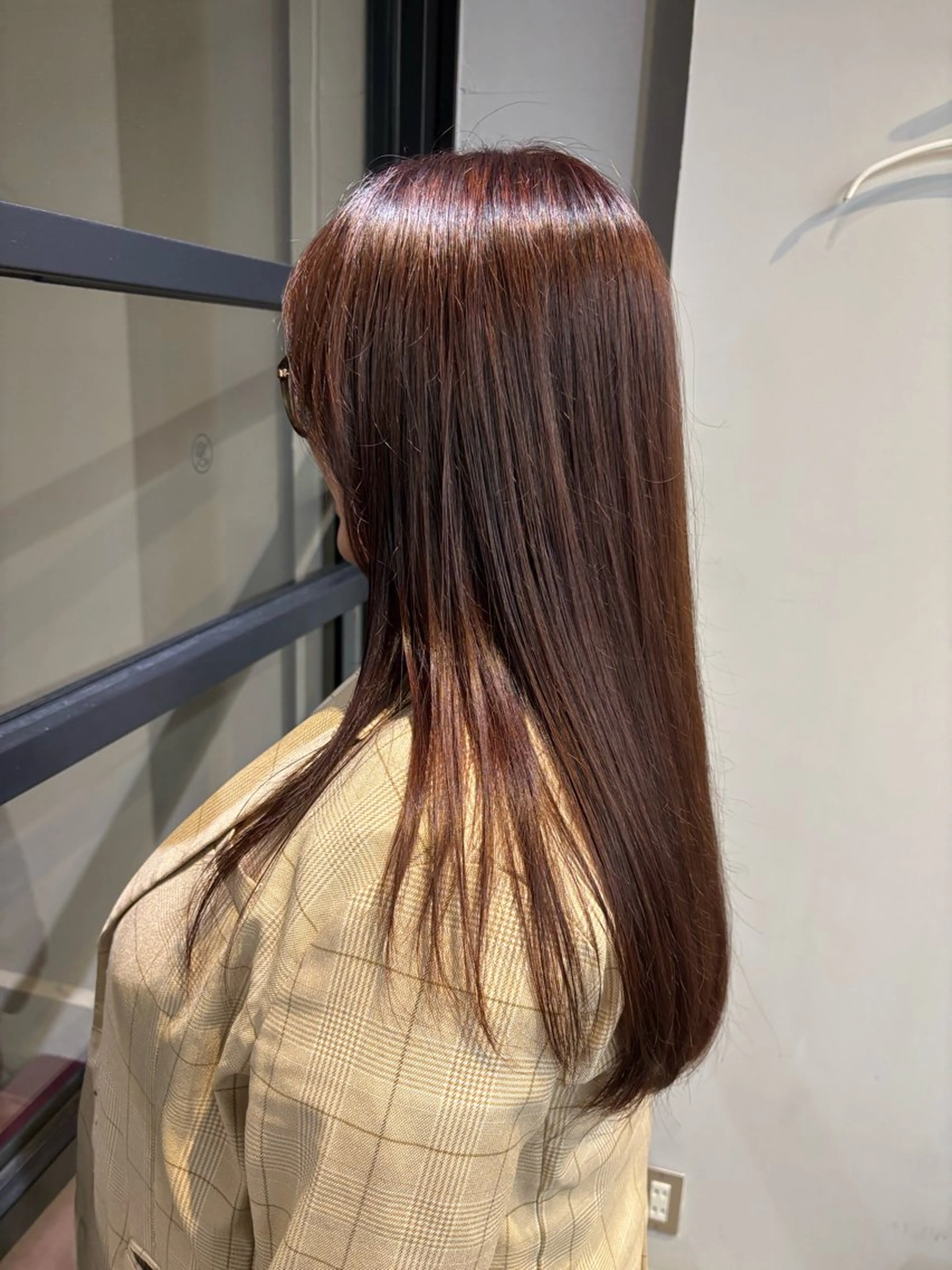 ロング カラー ブラウンカラー ピンクカラー ヘアカラー 樋口 初音のヘアスタイル