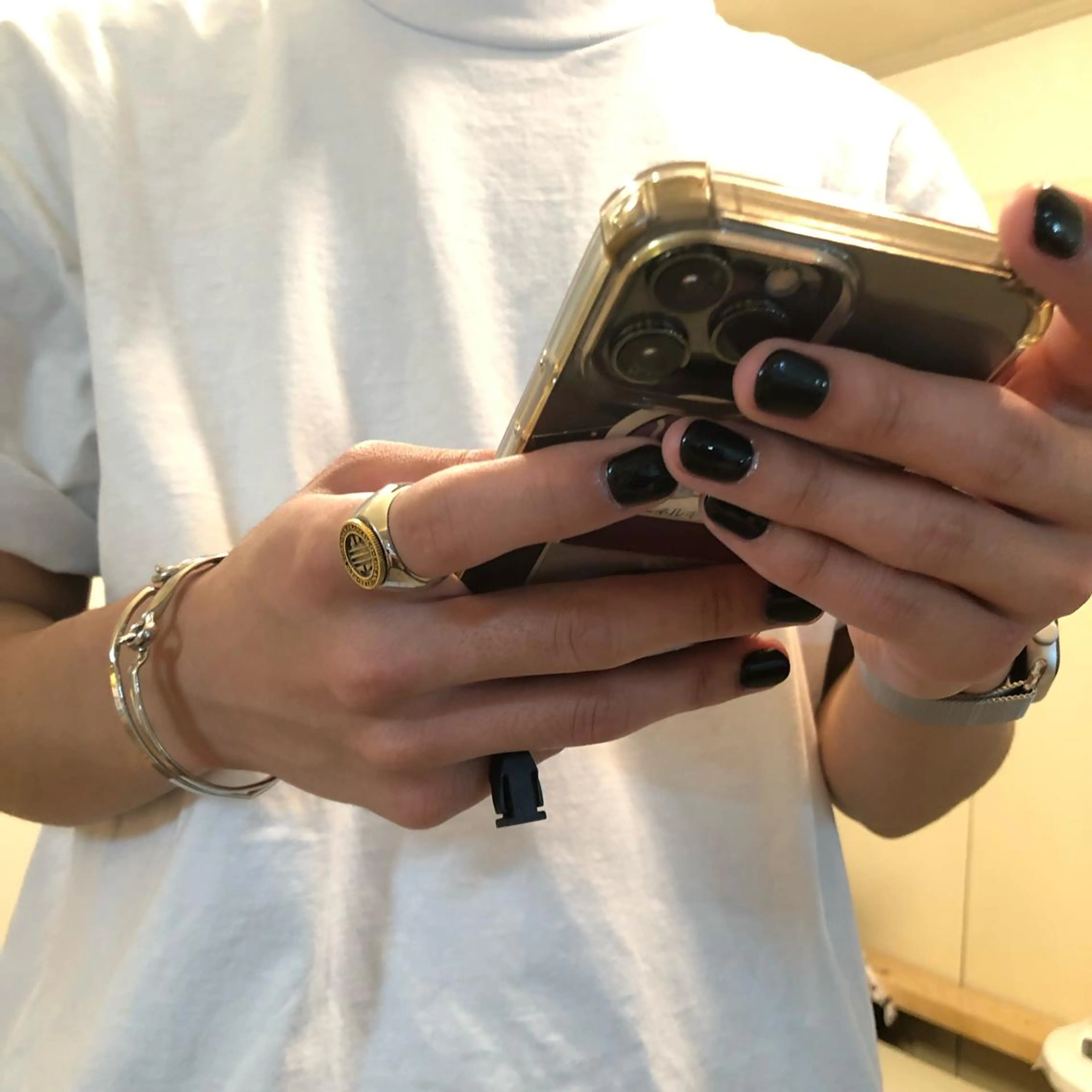 ネイル ハンドネイル フットネイル ハンドケア Nes.Nail所属・Miyagi Asamiのネイルデザイン