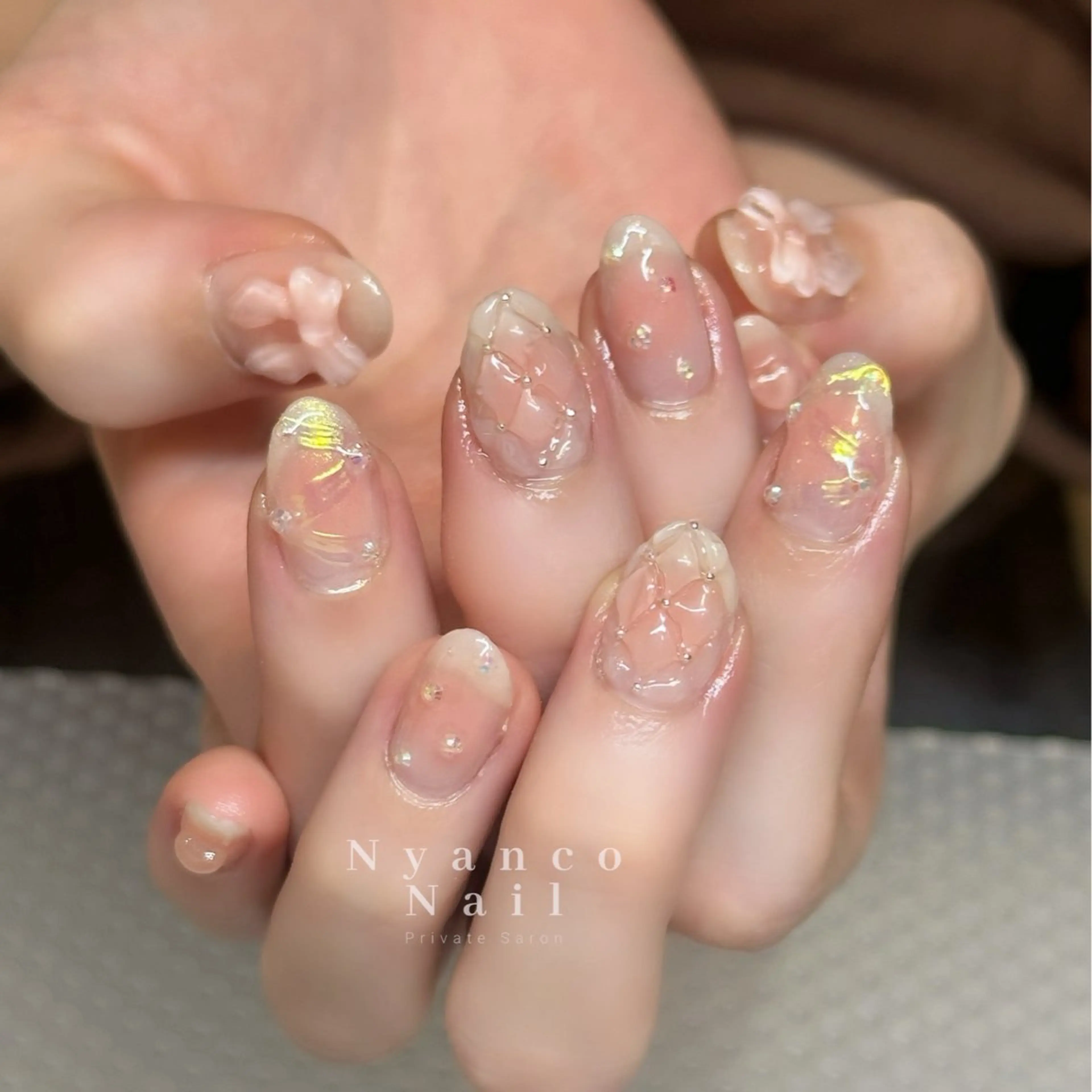 ネイル オーロラネイル チークネイル ジェルネイル キラキラネイル ワンホンネイル Nyanco Nailのネイルデザイン