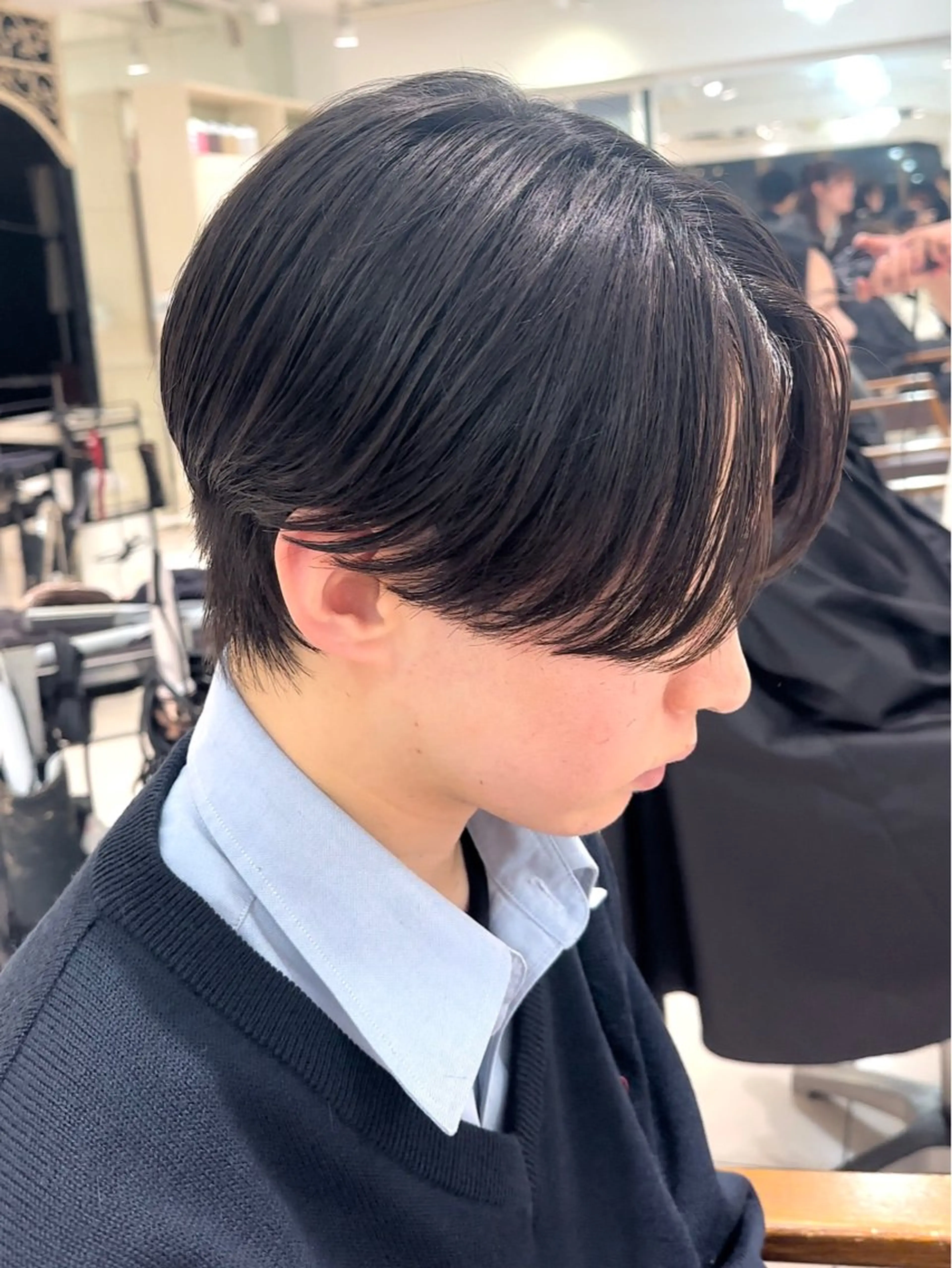メンズ メンズブリーチ センターパート メンズパーマ 岐津公太 メンズ縮毛矯正のプロのヘアスタイル