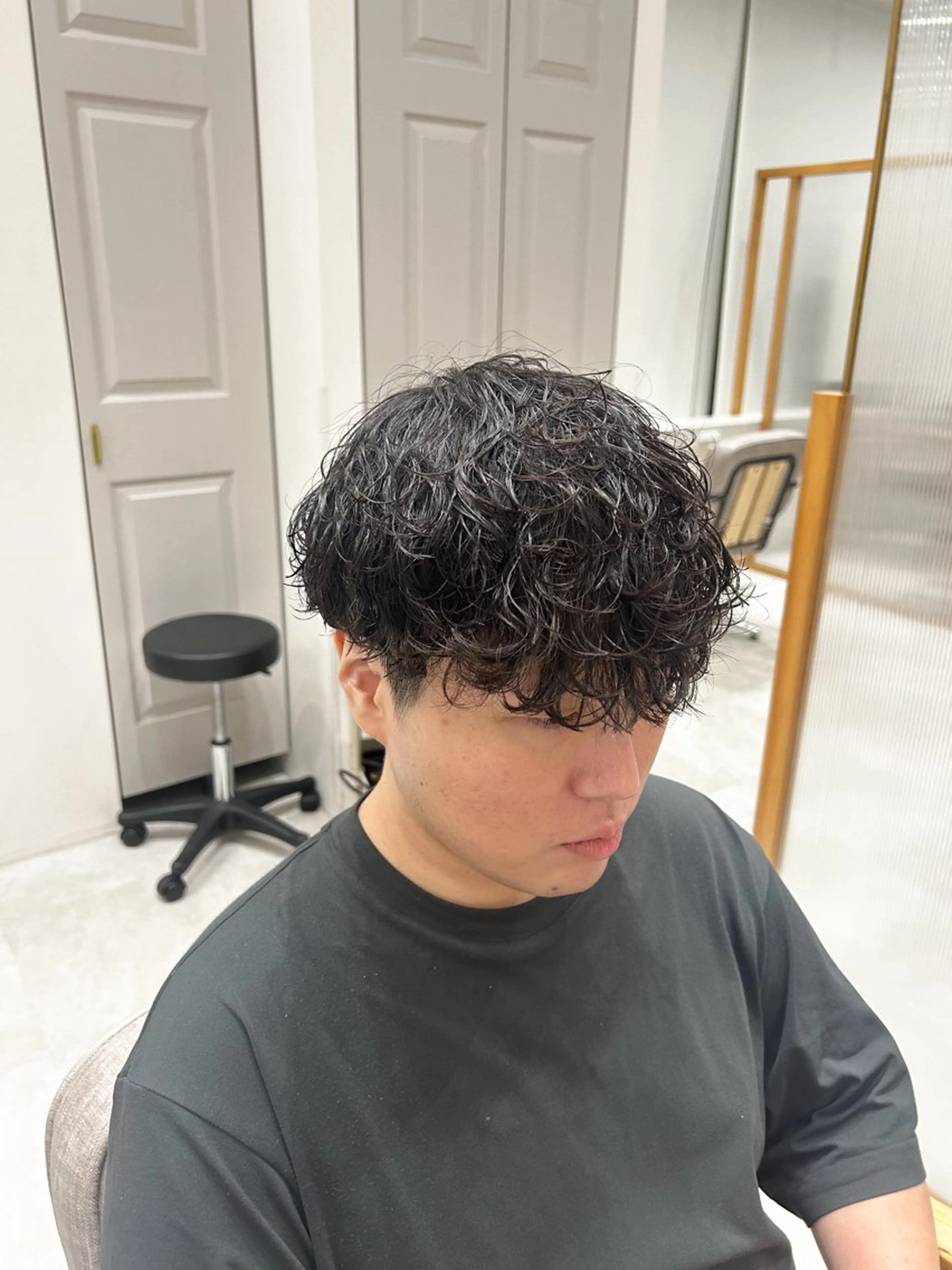 メンズ メンズパーマ 波巻きパーマ カット パーマ トリートメント メンズ特化美容師👾 チカのヘアスタイル