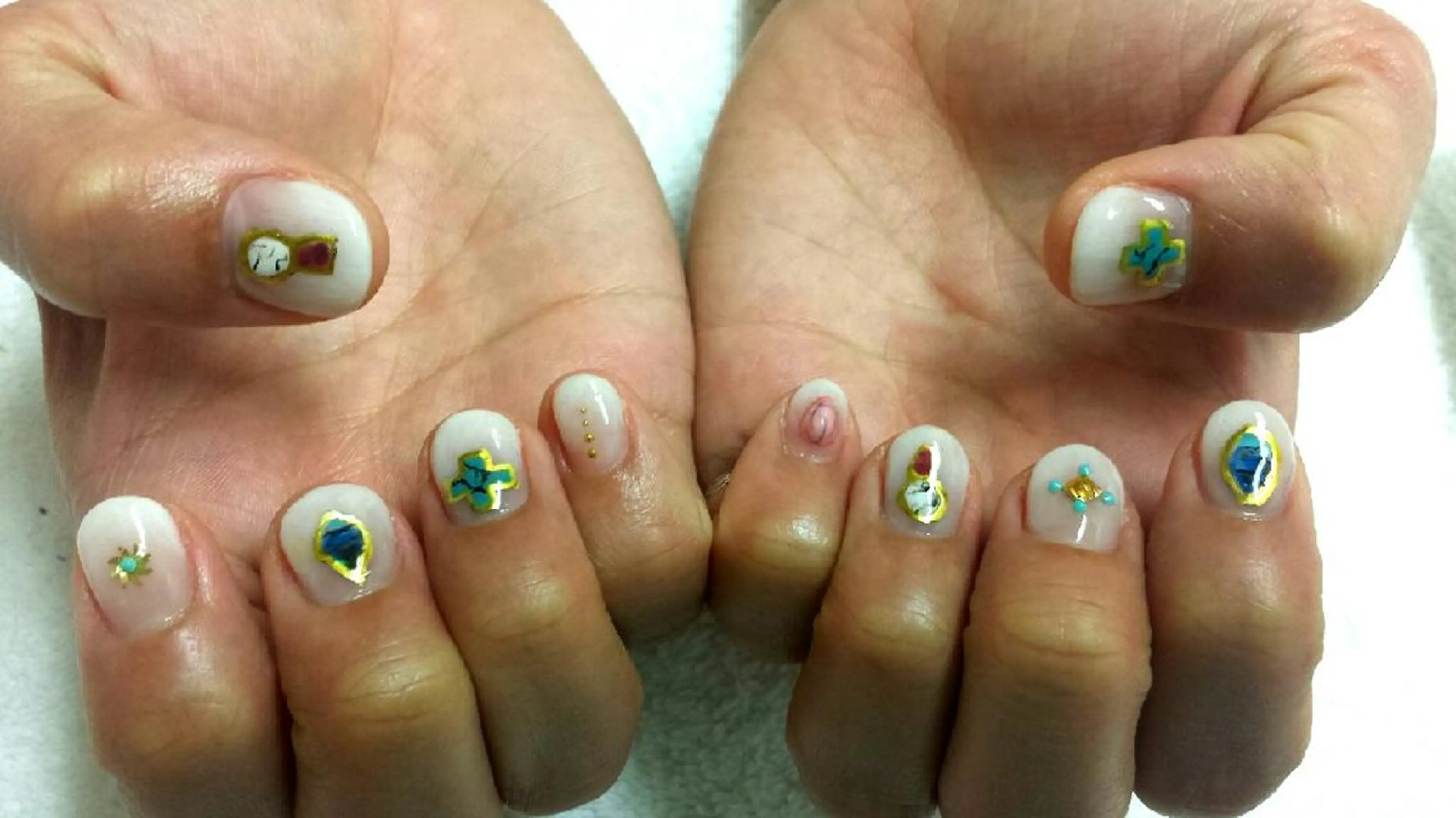 ネイル 河野ちえ (雑誌掲載サロン)のネイルデザイン