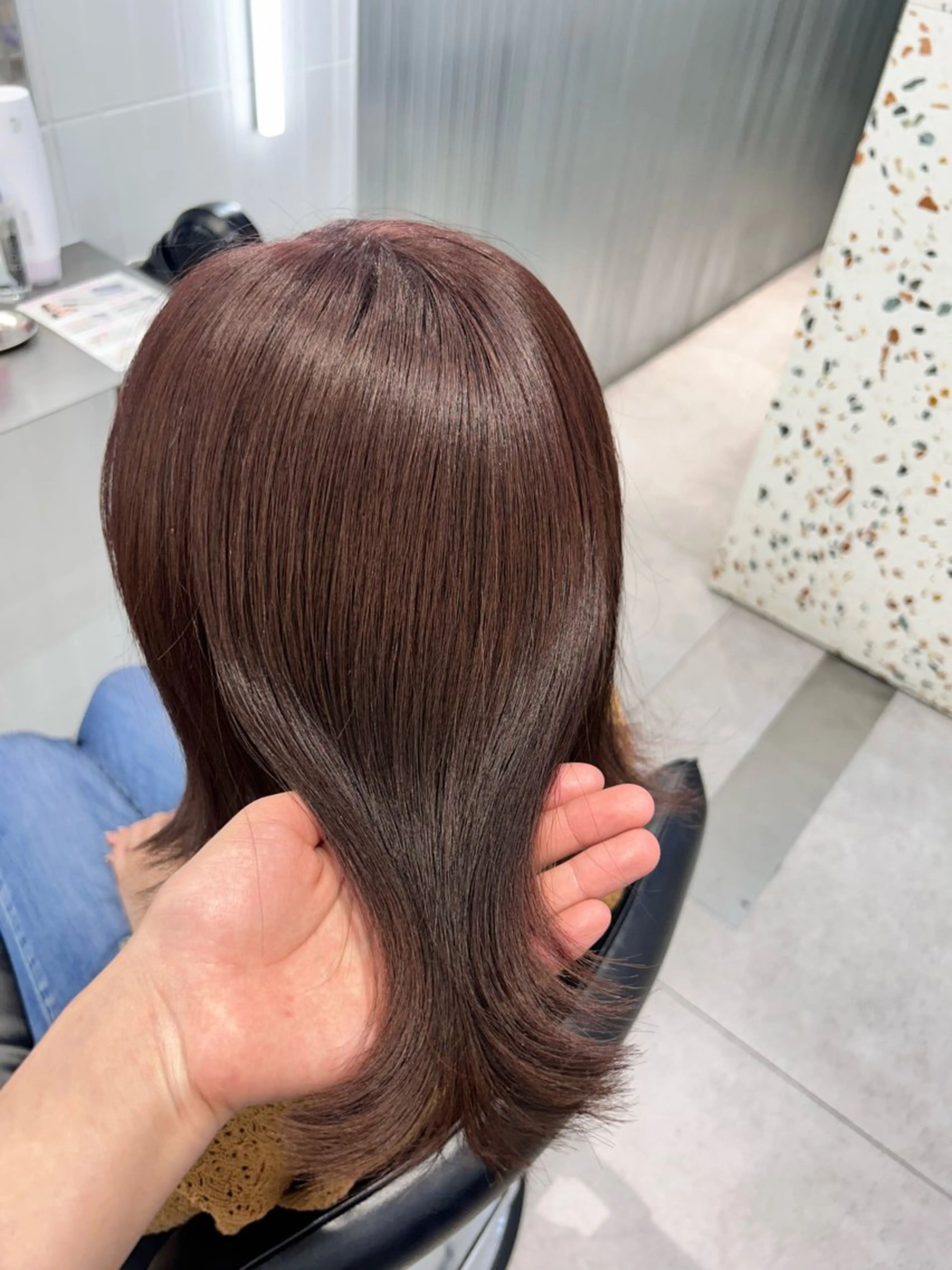 ミディアム カラー ハイトーン🐆 うる艶カラー🎀のヘアスタイル