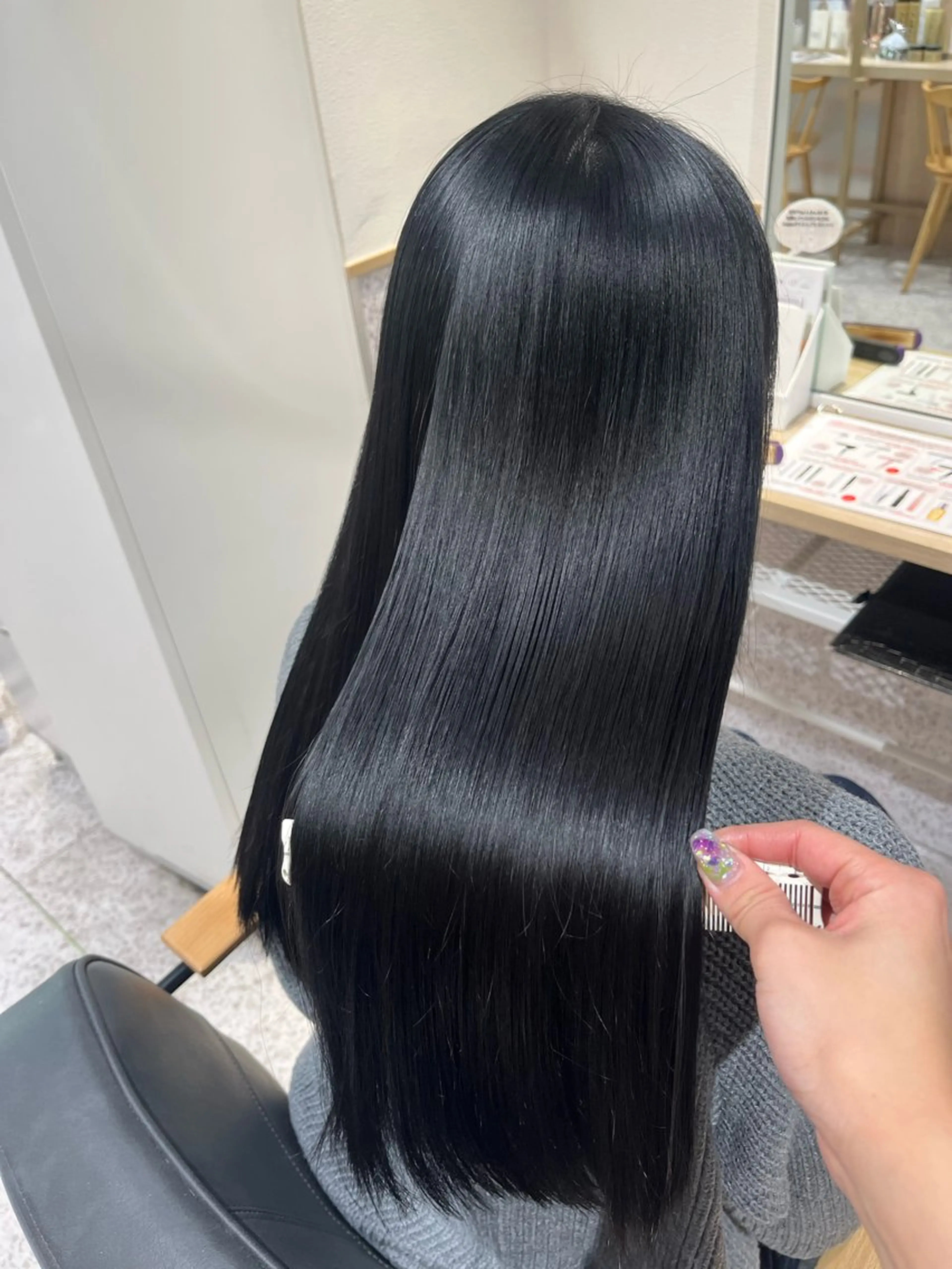 ロング カラー ダブルカラー イヤリングカラー ハイライトカラー ハイトーンカラー インナーカラー ヘアカラー トリートメント 髪質改善&艶カラー/ ほんだあみ (♡)のヘアスタイル