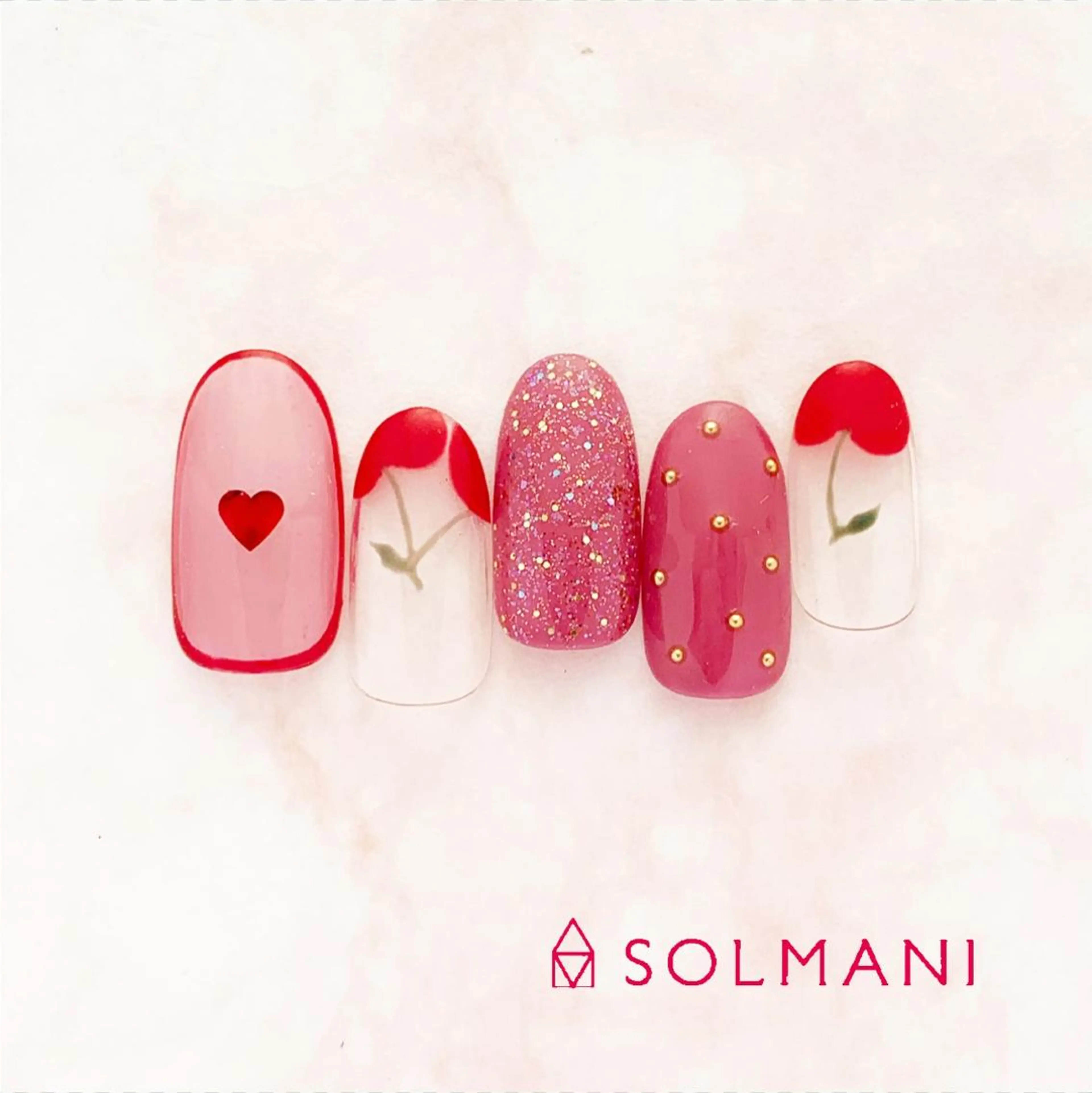 ネイル SOLMANI 予約担当のネイルデザイン