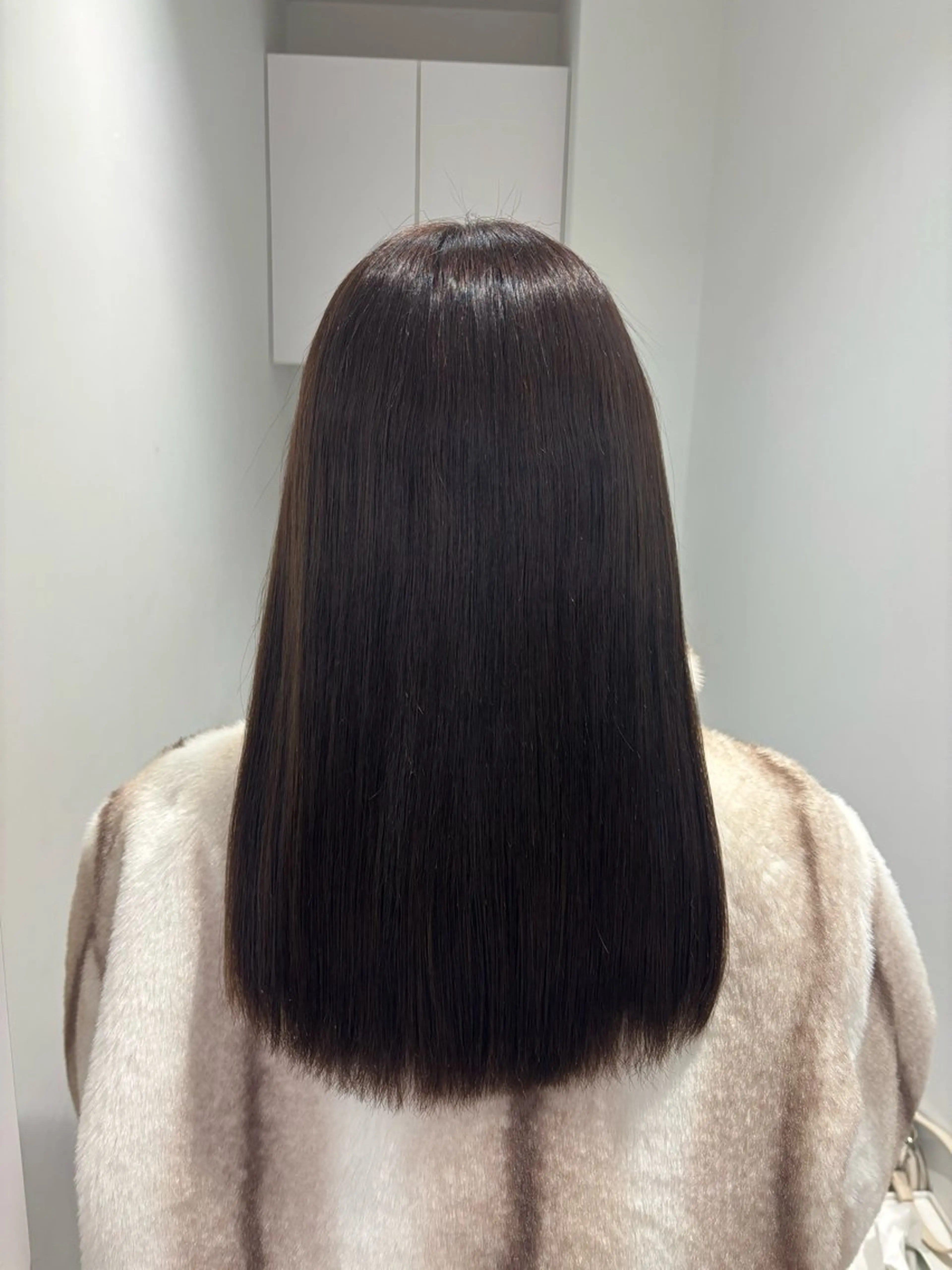 セミロング ヘアカラー Rin🔔/ボブ/ 透明感カラー🤎のヘアスタイル