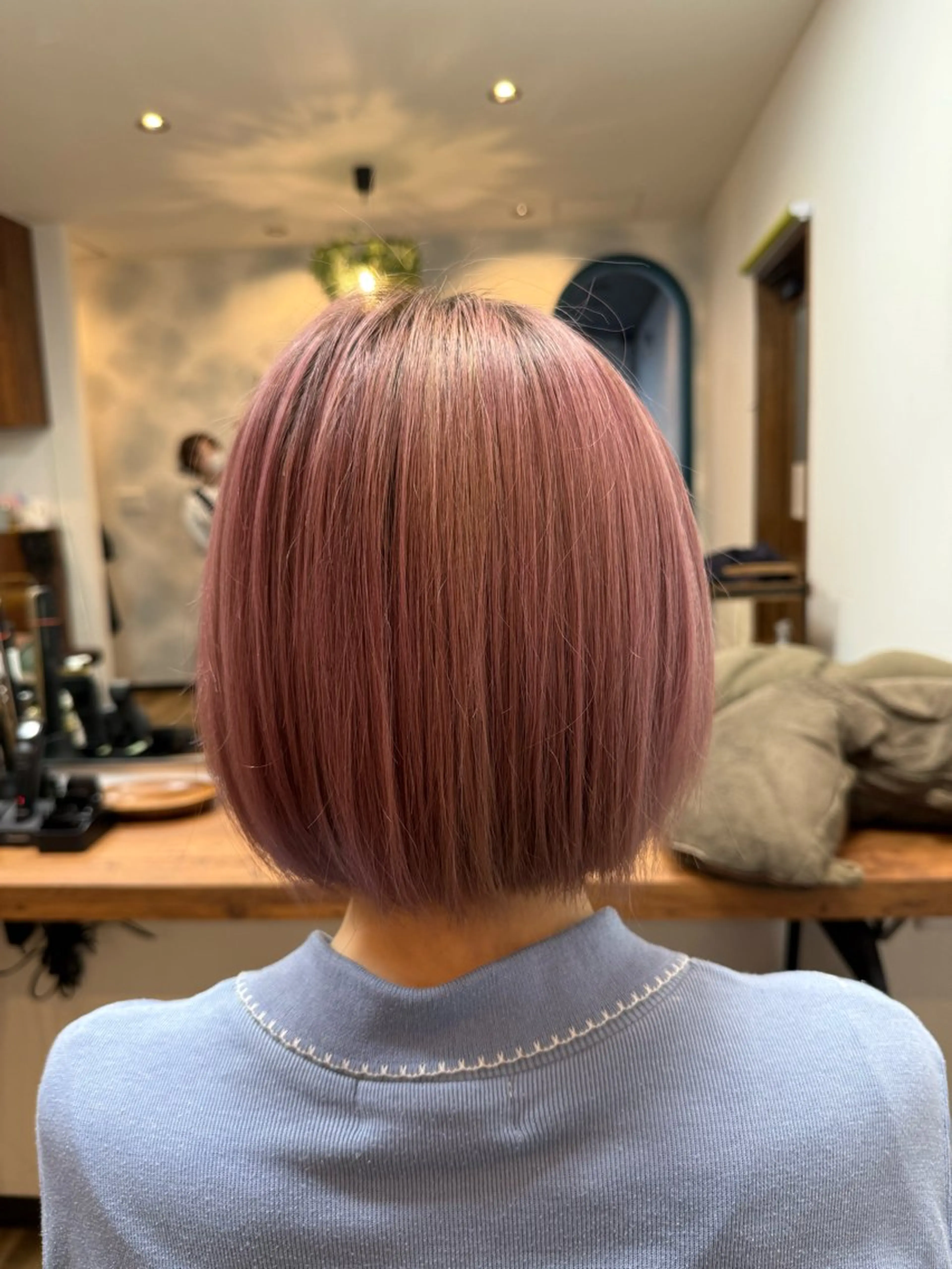 カラー ブリーチ ピンクカラー ボブ SALON paljon Hair&Nail所属・ヘア＆ネイル＆アイ サロンパルヨンのマツエク・マツパデザイン