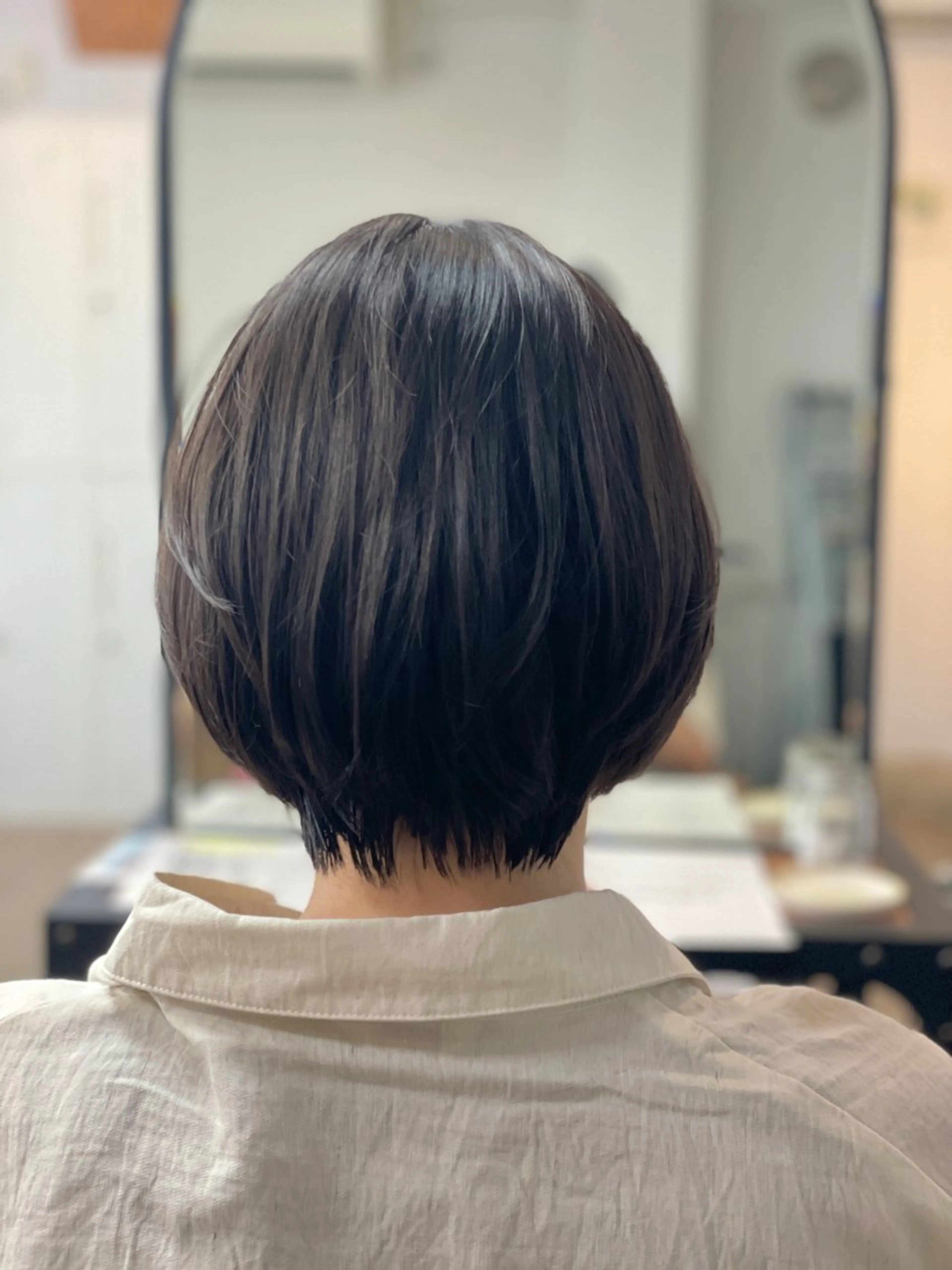 ショートカット+ハイライト+オンカラーの写真
