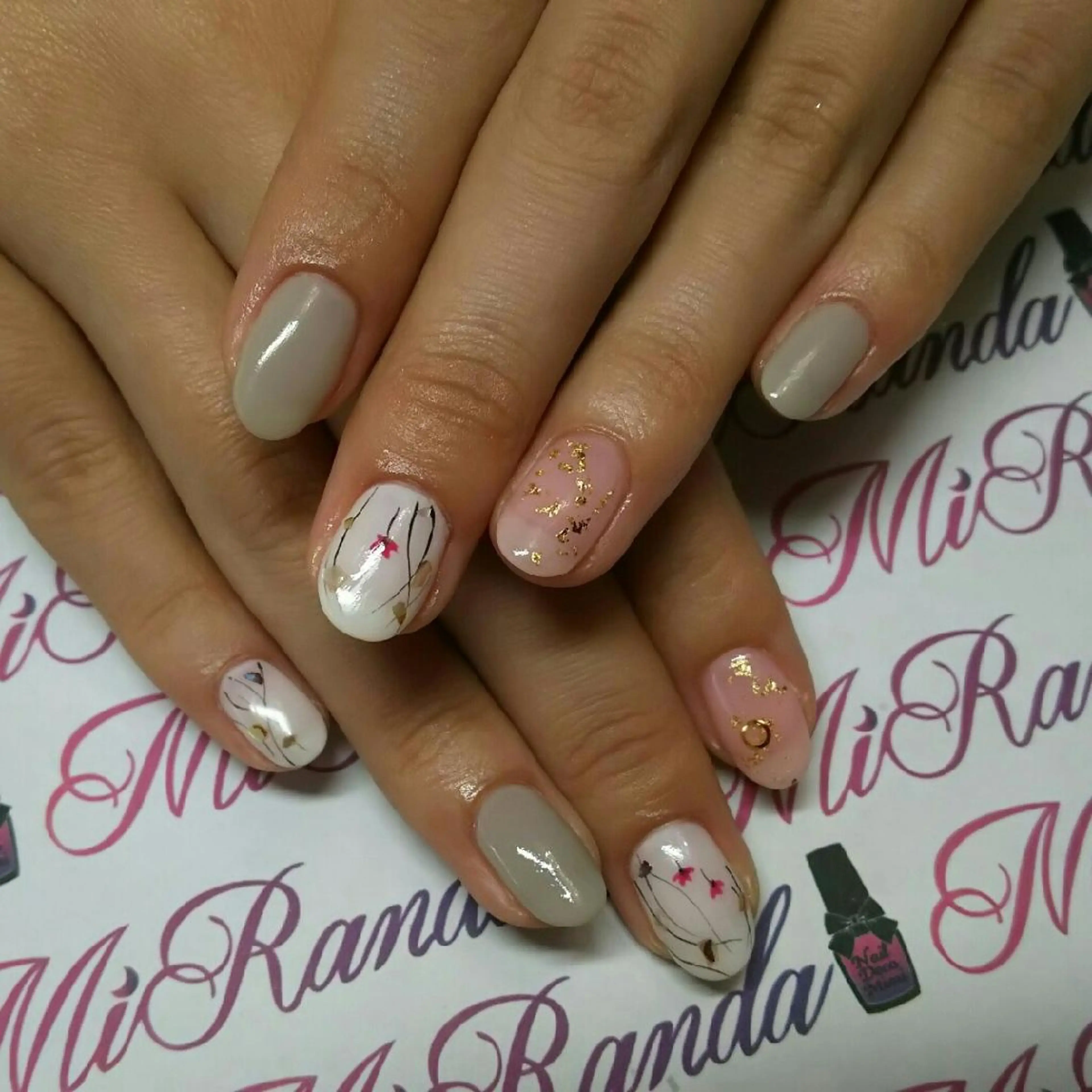 ネイル MiRanda Nail所属・MiRanda 保坂 舞のネイルデザイン