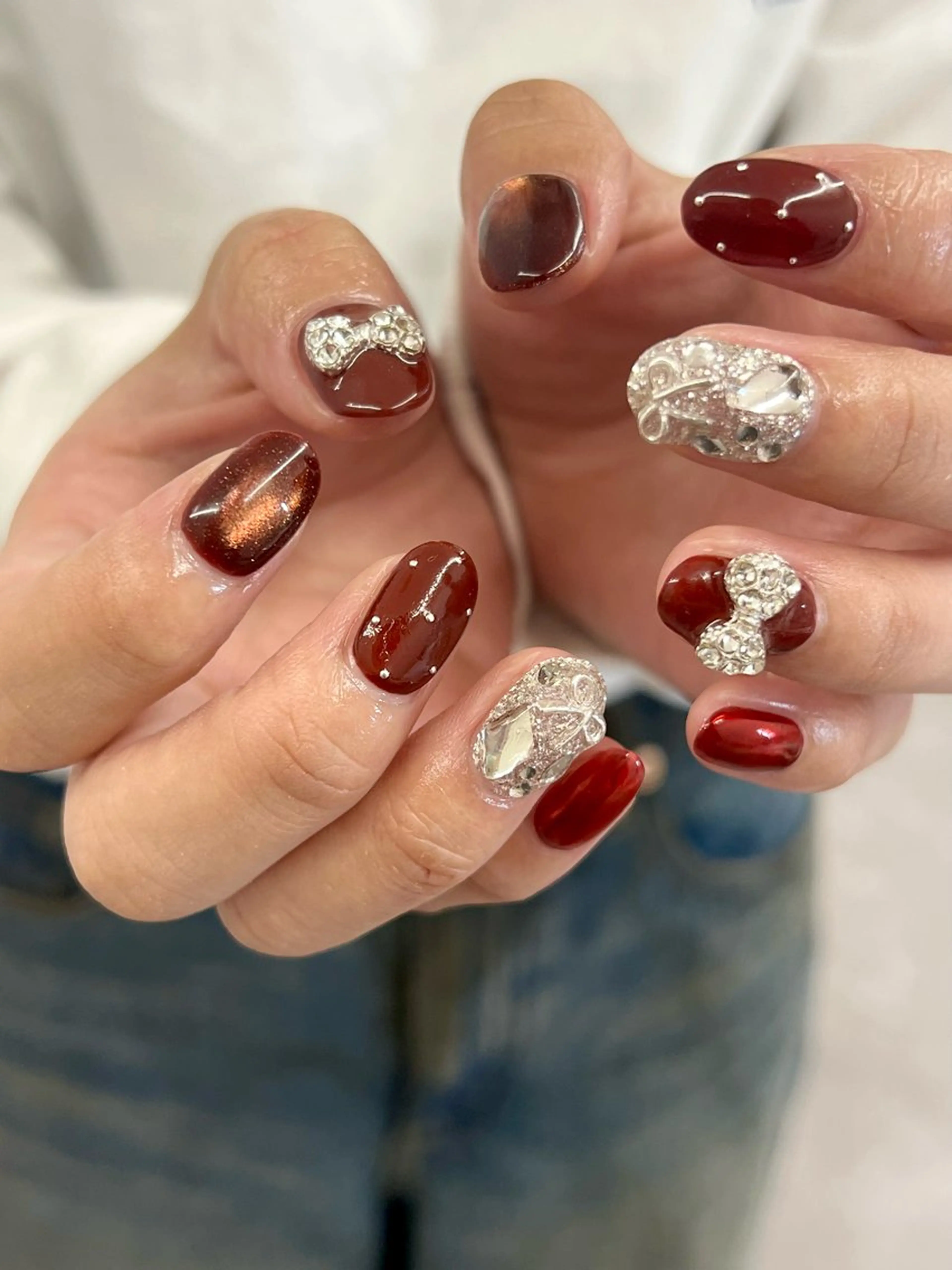 ネイル ボルドー ドット ジェルネイル マグネットネイル ニュアンスネイル ハンドネイル ハンドケア Bana_ Nailのネイルデザイン